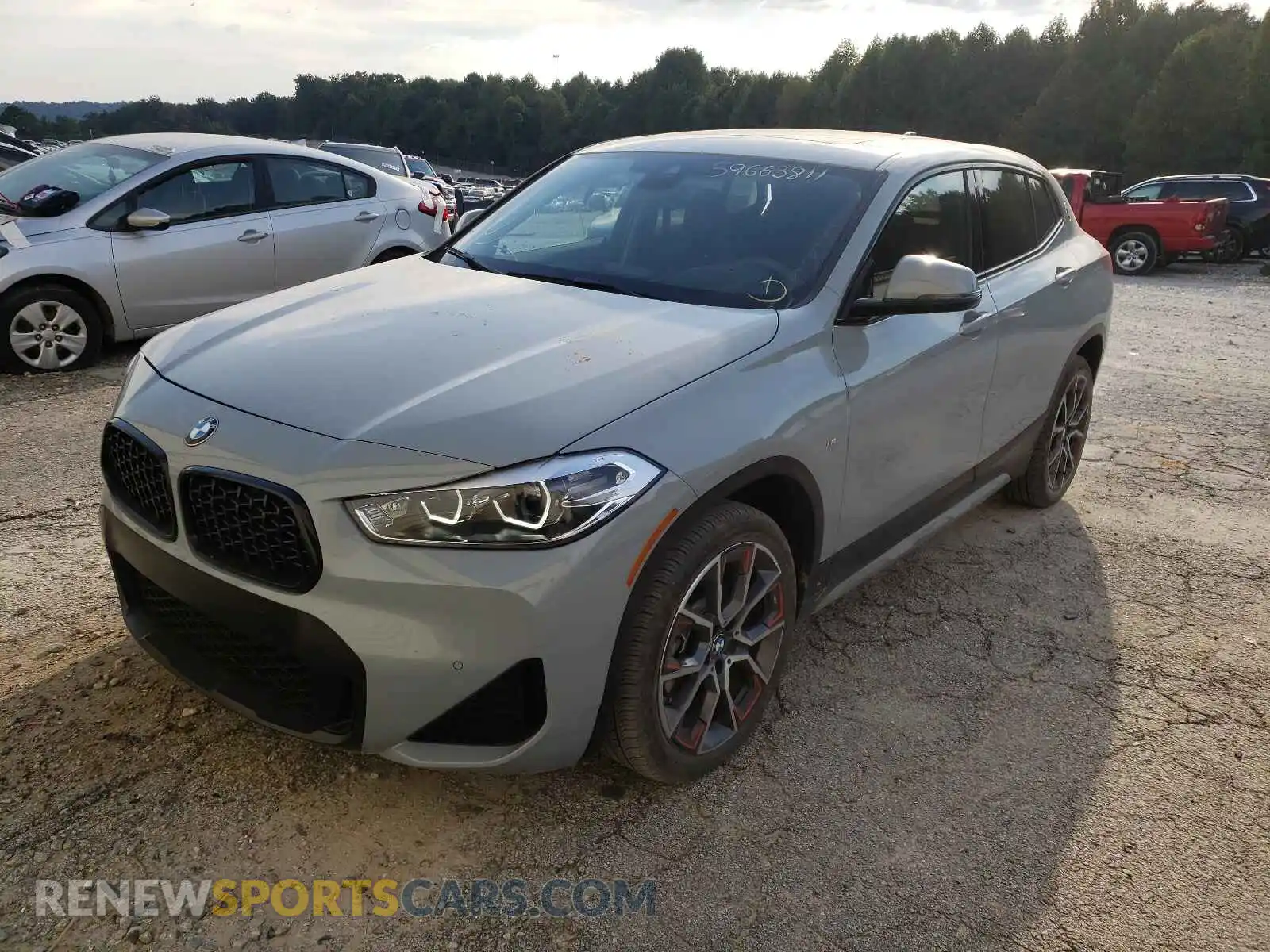 2 Photograph of a damaged car WBXYH9C09M5S75017 BMW X2 2021