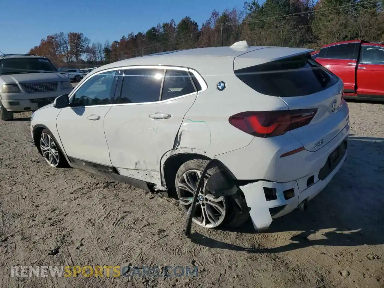 2 Photograph of a damaged car WBXYJ1C00M5S24107 BMW X2 2021