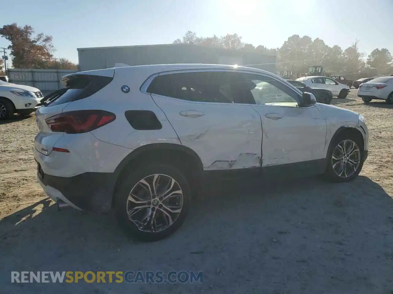 3 Photograph of a damaged car WBXYJ1C00M5S24107 BMW X2 2021