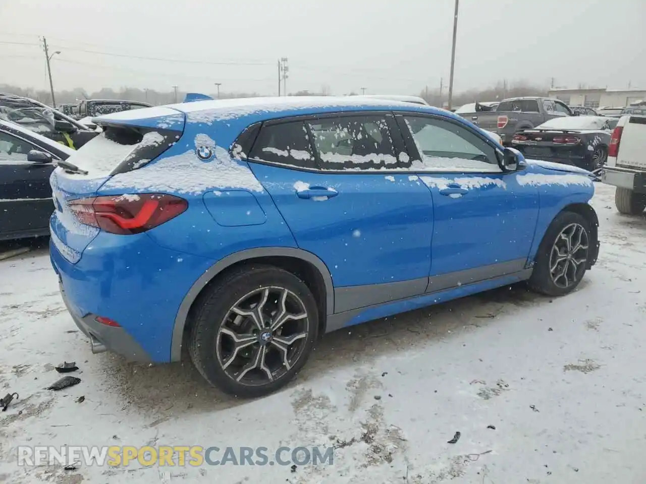 3 Photograph of a damaged car WBXYJ1C05M5S44997 BMW X2 2021