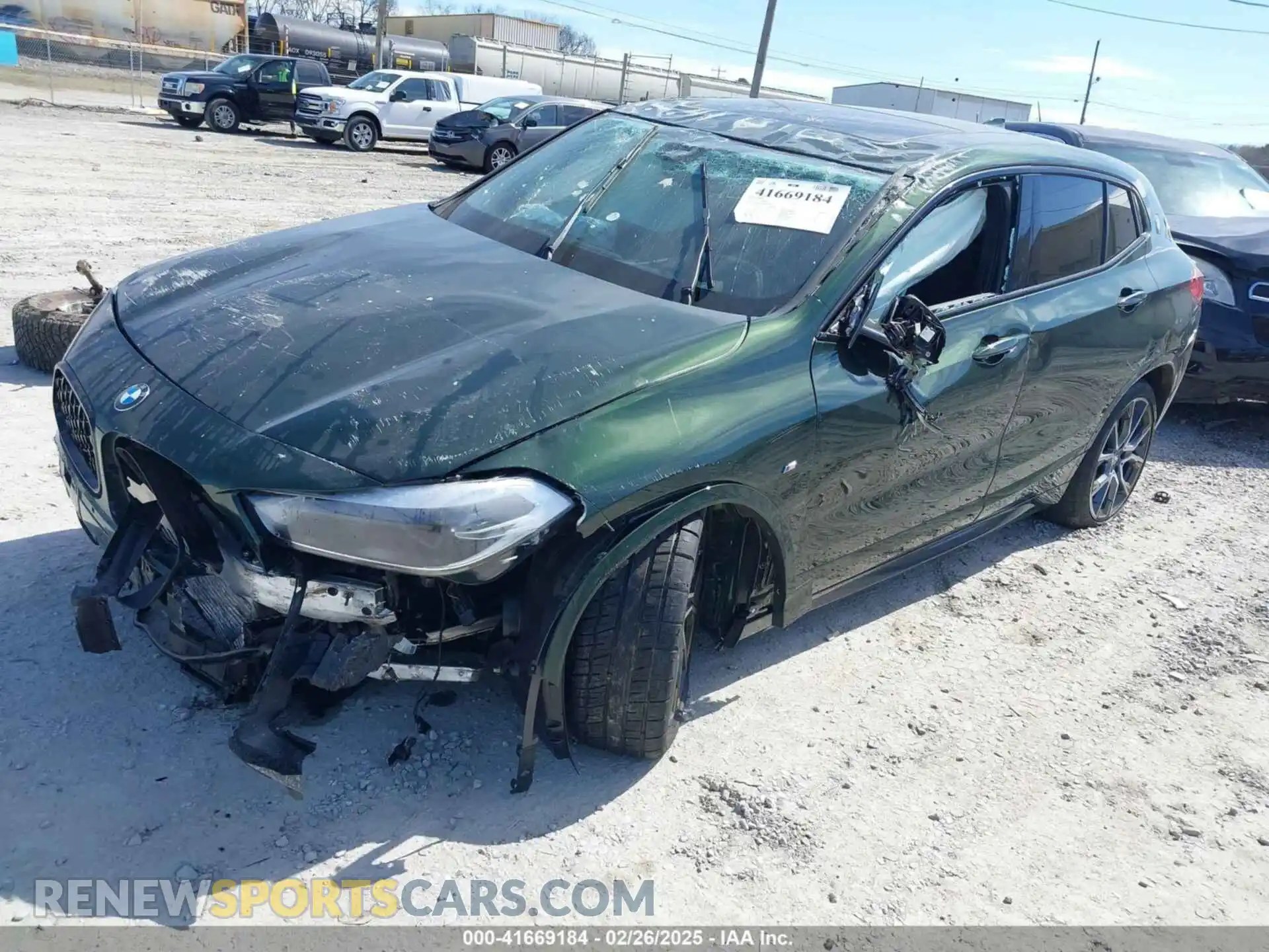 2 Photograph of a damaged car WBXYH9C03P5V36629 BMW X2 2023