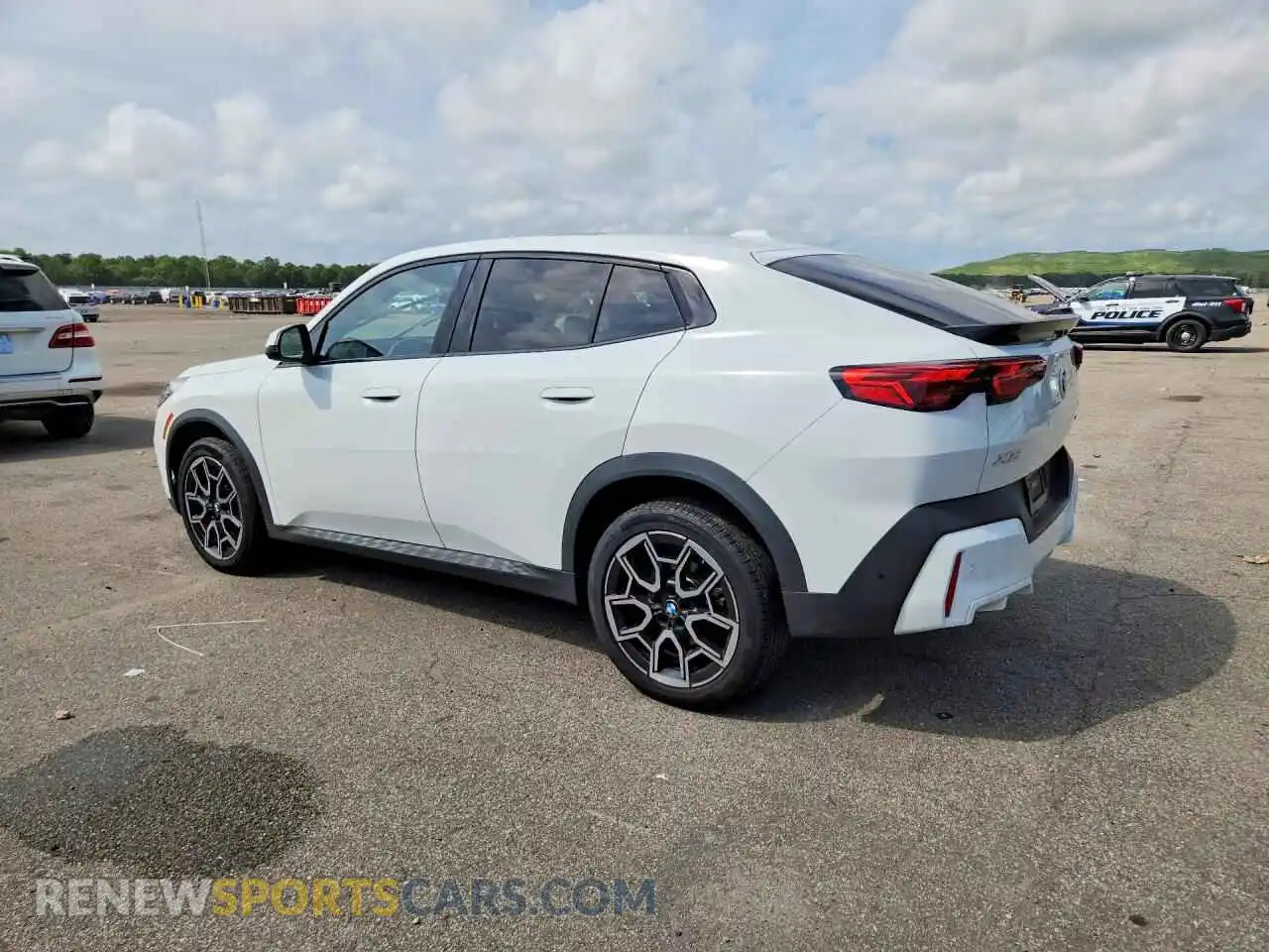2 fotografías del automóvil dañado WBX63GM04S5378495 BMW X2 2025