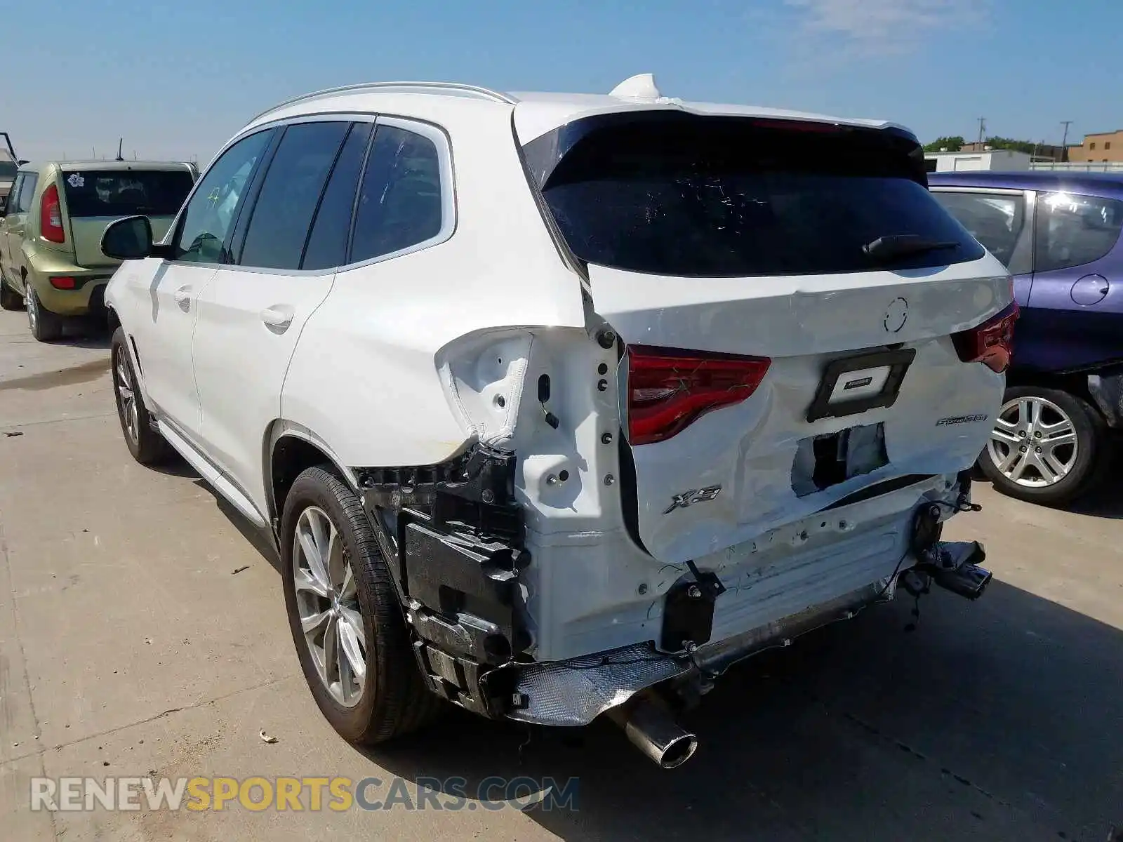 3 Photograph of a damaged car 5UXTR7C50KLF36792 BMW X3 2019