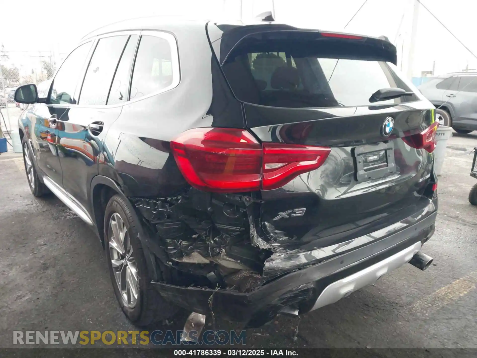 3 Photograph of a damaged car 5UXTR7C50KLR44299 BMW X3 2019