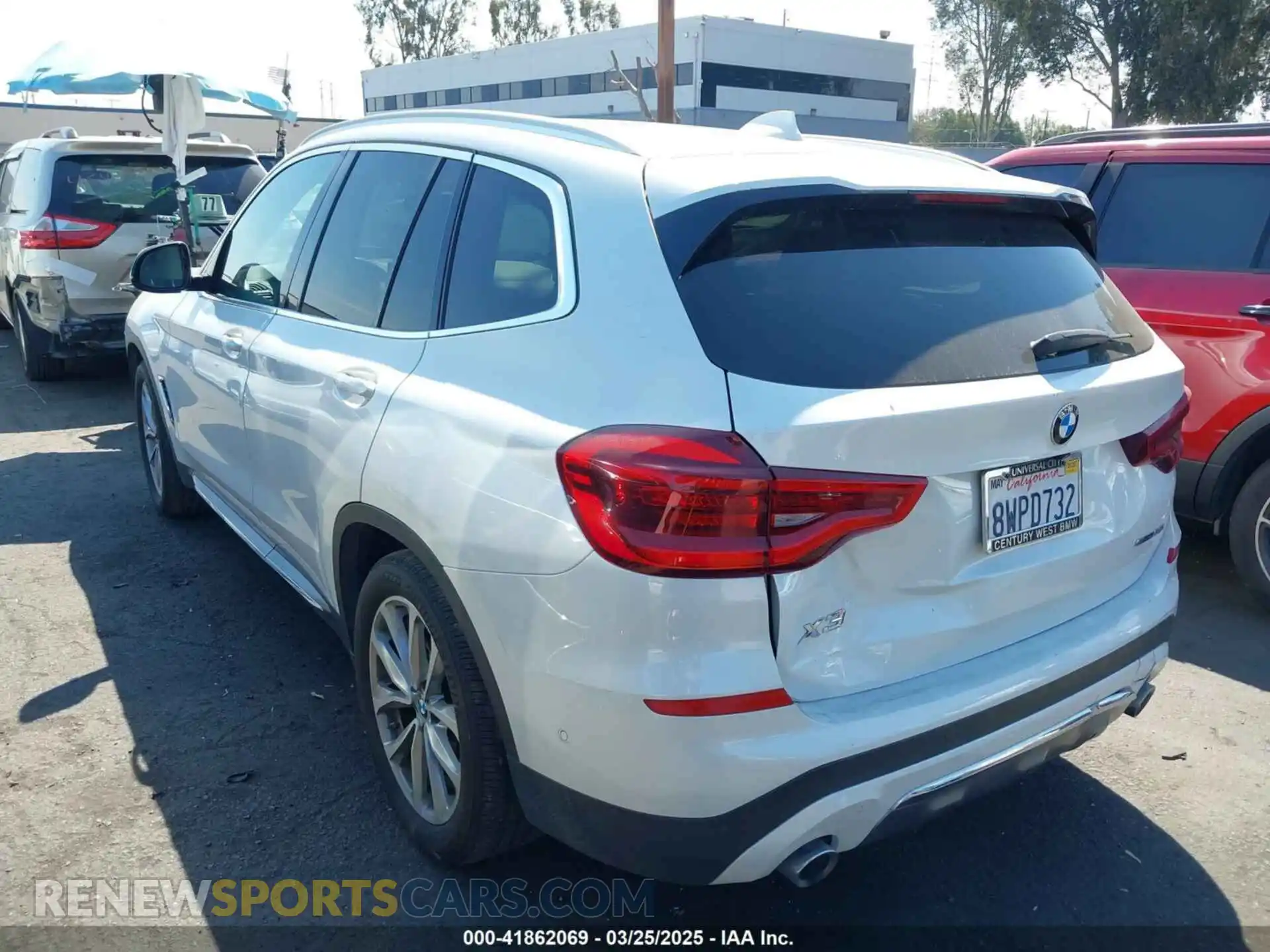 3 Photograph of a damaged car 5UXTR7C50KLR53777 BMW X3 2019