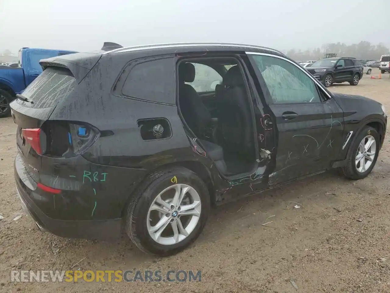3 Photograph of a damaged car 5UXTR7C51KLF24666 BMW X3 2019