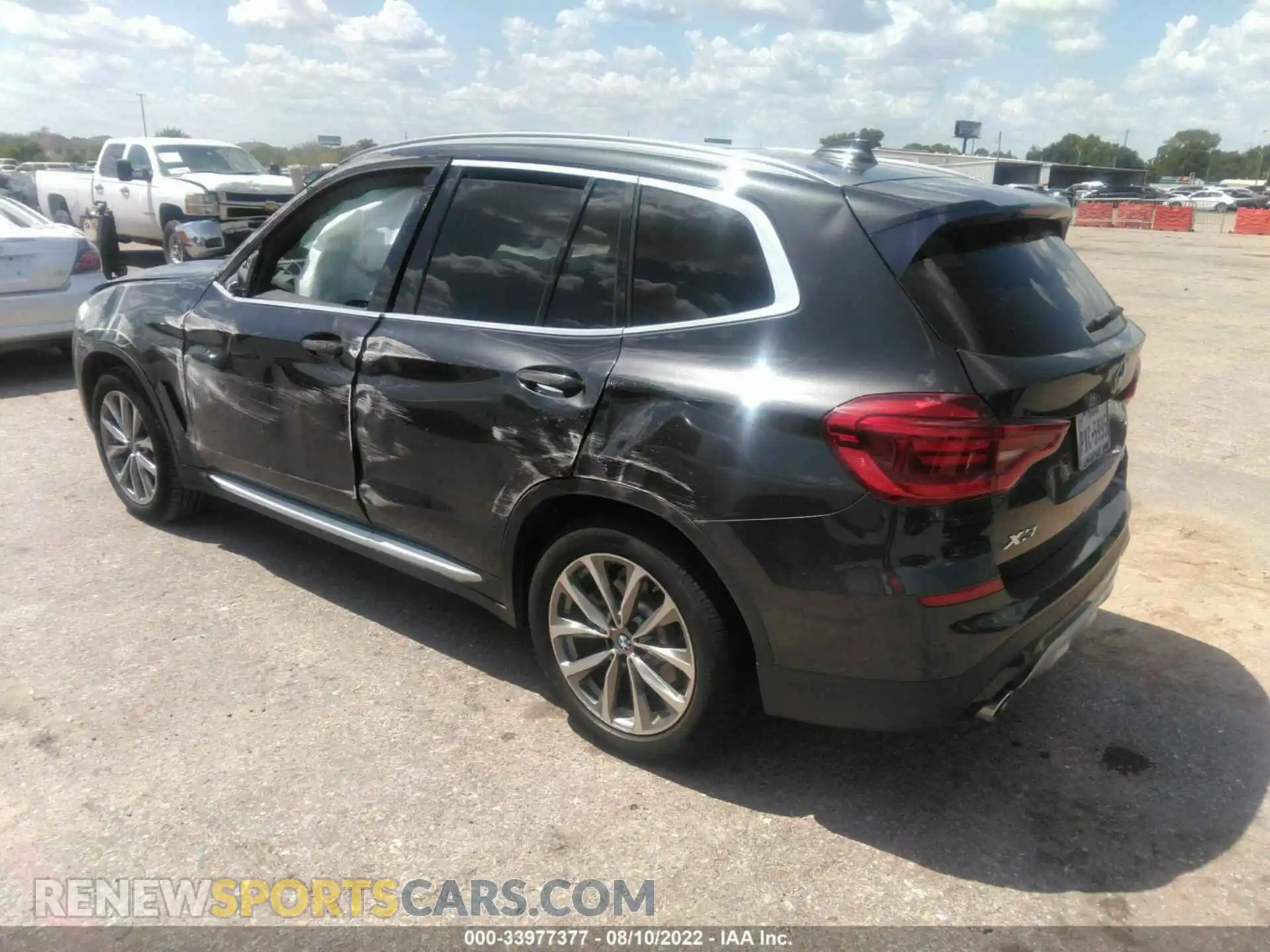 3 Photograph of a damaged car 5UXTR7C51KLF26224 BMW X3 2019