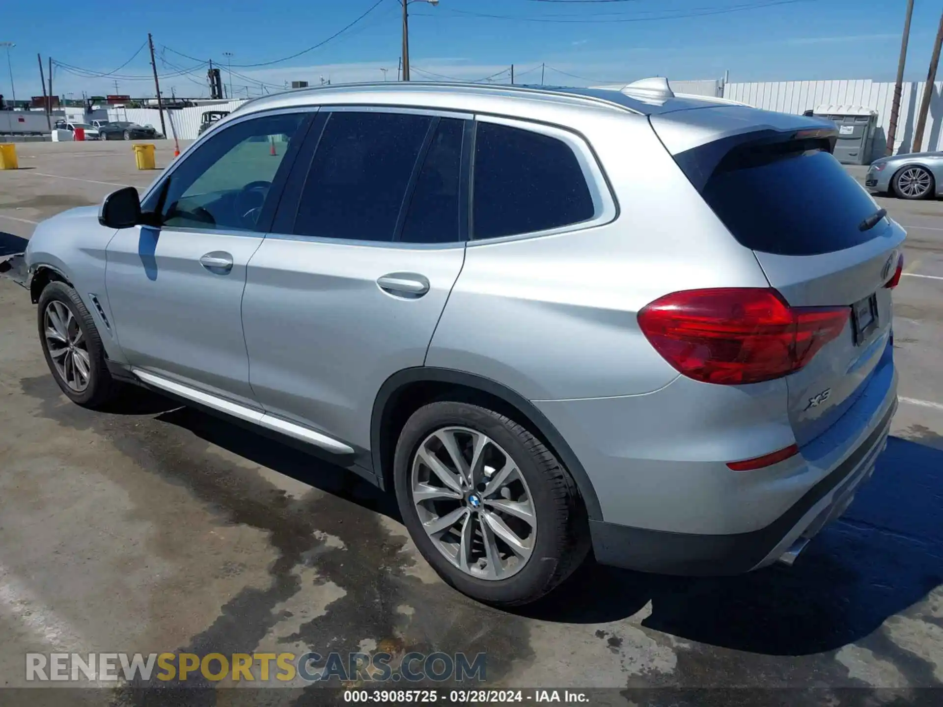 3 Photograph of a damaged car 5UXTR7C51KLF27471 BMW X3 2019