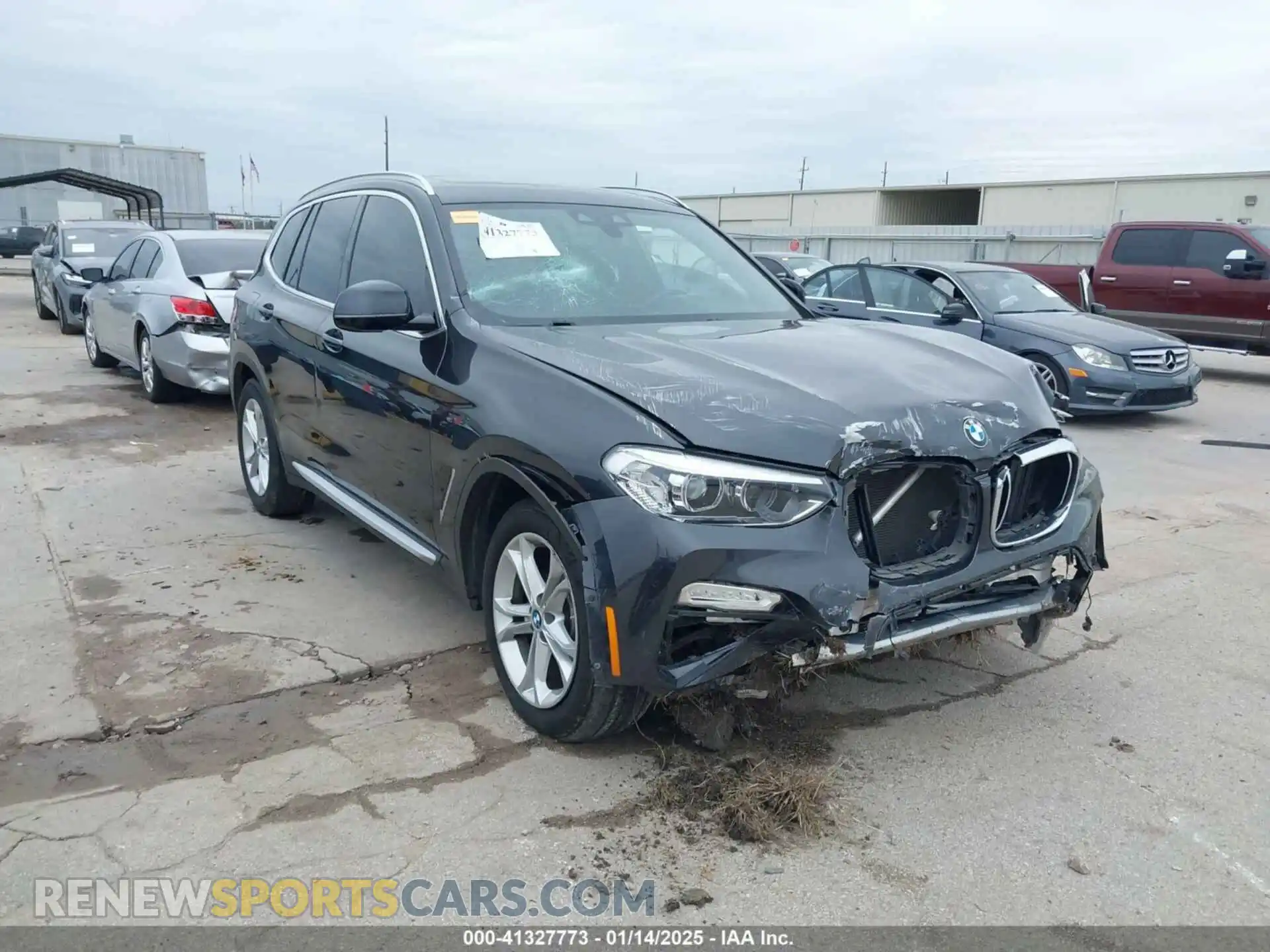 1 Photograph of a damaged car 5UXTR7C51KLF31147 BMW X3 2019