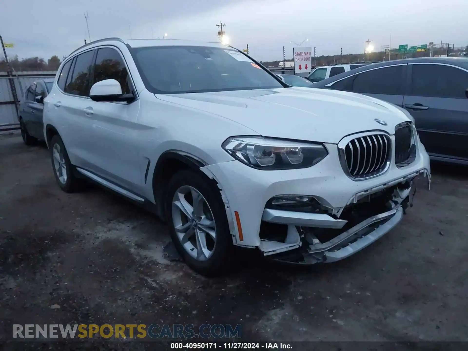 1 Photograph of a damaged car 5UXTR7C51KLF31956 BMW X3 2019