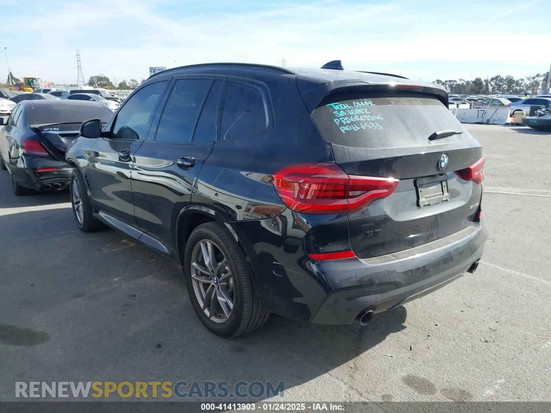 3 Photograph of a damaged car 5UXTR7C51KLF32279 BMW X3 2019