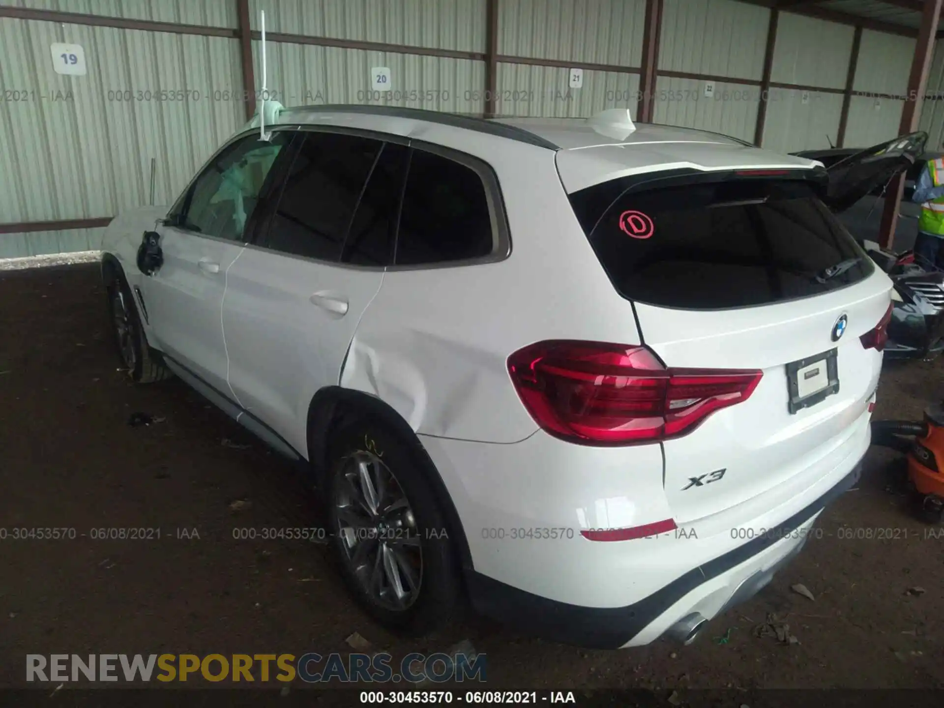 3 Photograph of a damaged car 5UXTR7C51KLF36882 BMW X3 2019