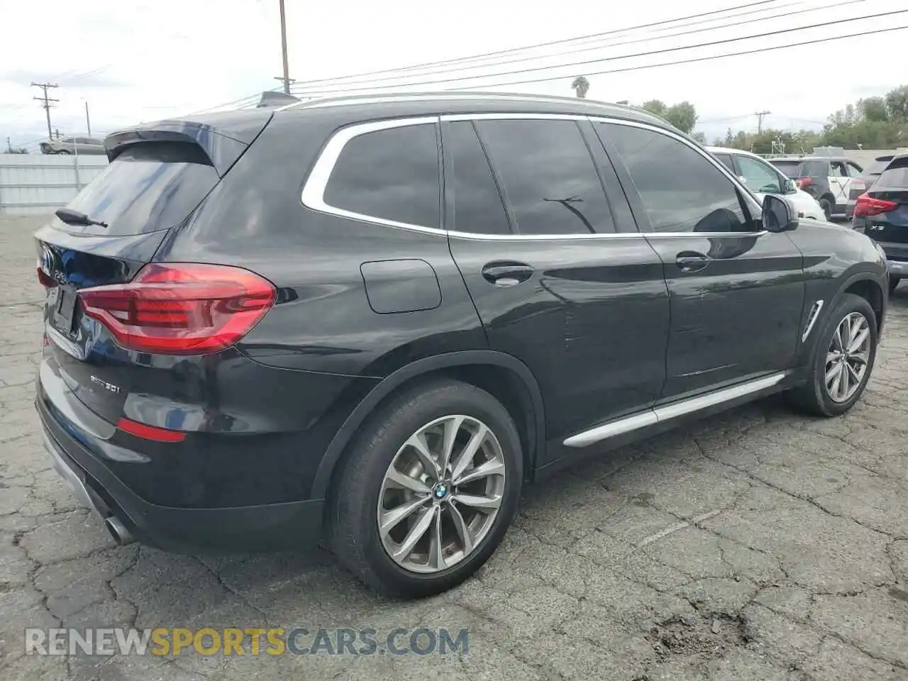 3 Photograph of a damaged car 5UXTR7C51KLR52430 BMW X3 2019