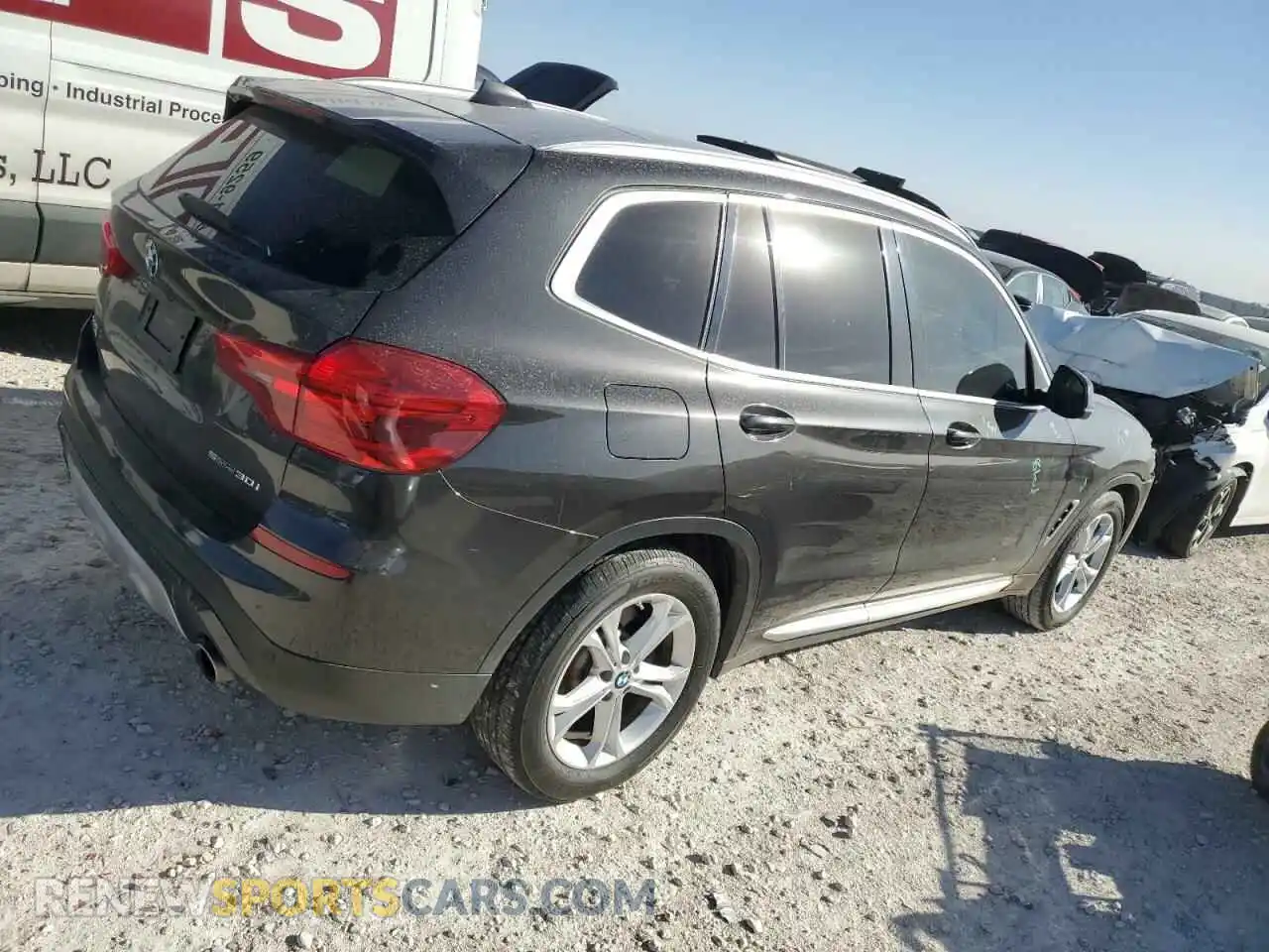 3 Photograph of a damaged car 5UXTR7C52KLE94593 BMW X3 2019