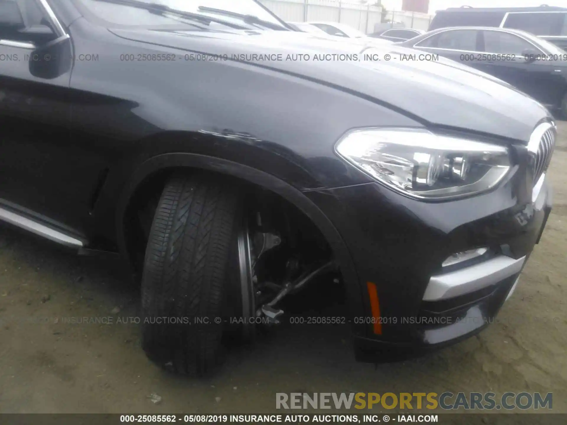 6 Photograph of a damaged car 5UXTR7C52KLE96196 BMW X3 2019