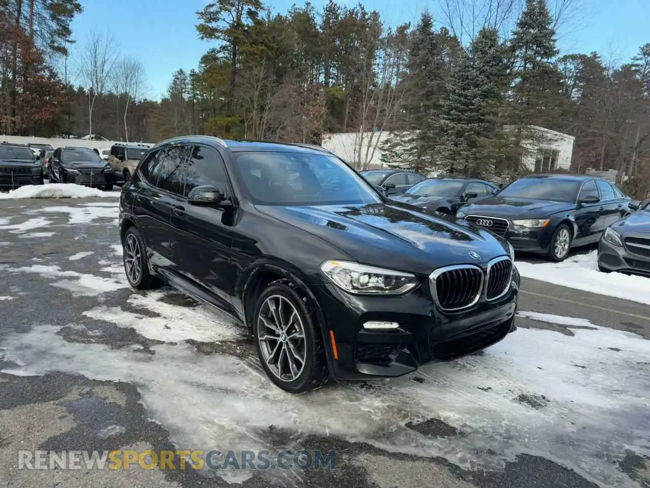 2 Photograph of a damaged car 5UXTR7C52KLE96621 BMW X3 2019