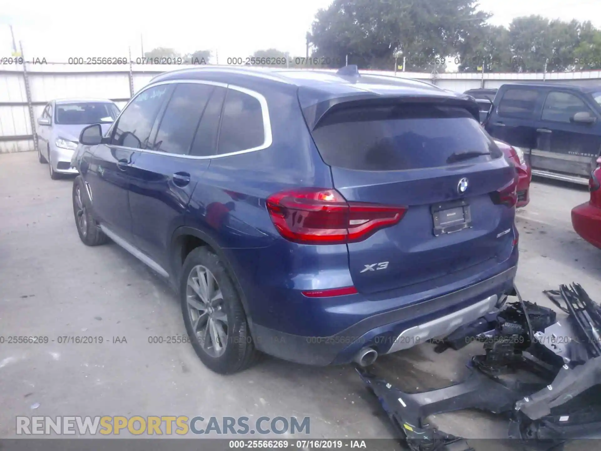 3 Photograph of a damaged car 5UXTR7C52KLE97493 BMW X3 2019
