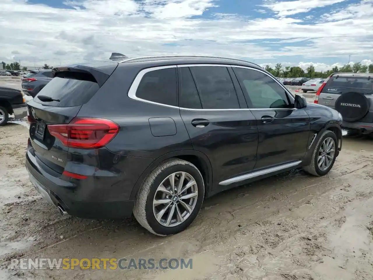 3 Photograph of a damaged car 5UXTR7C52KLR44899 BMW X3 2019