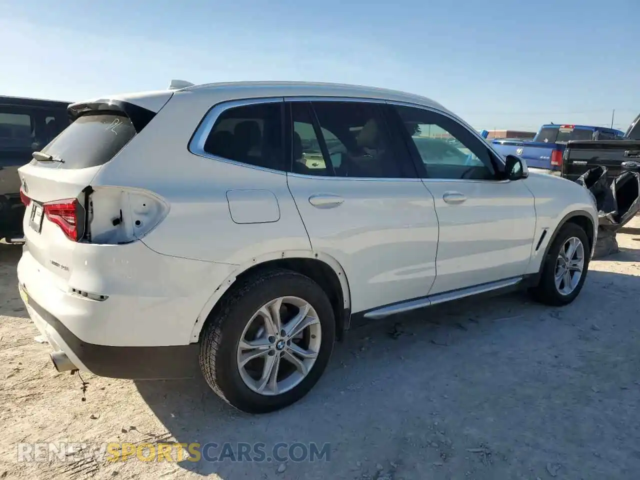 3 Photograph of a damaged car 5UXTR7C52KLR53344 BMW X3 2019