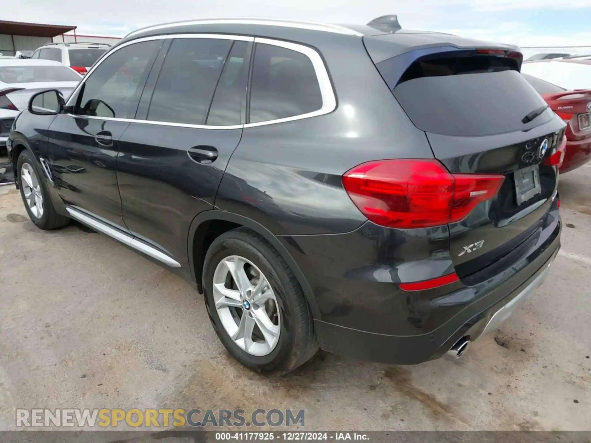3 Photograph of a damaged car 5UXTR7C53KLF24197 BMW X3 2019