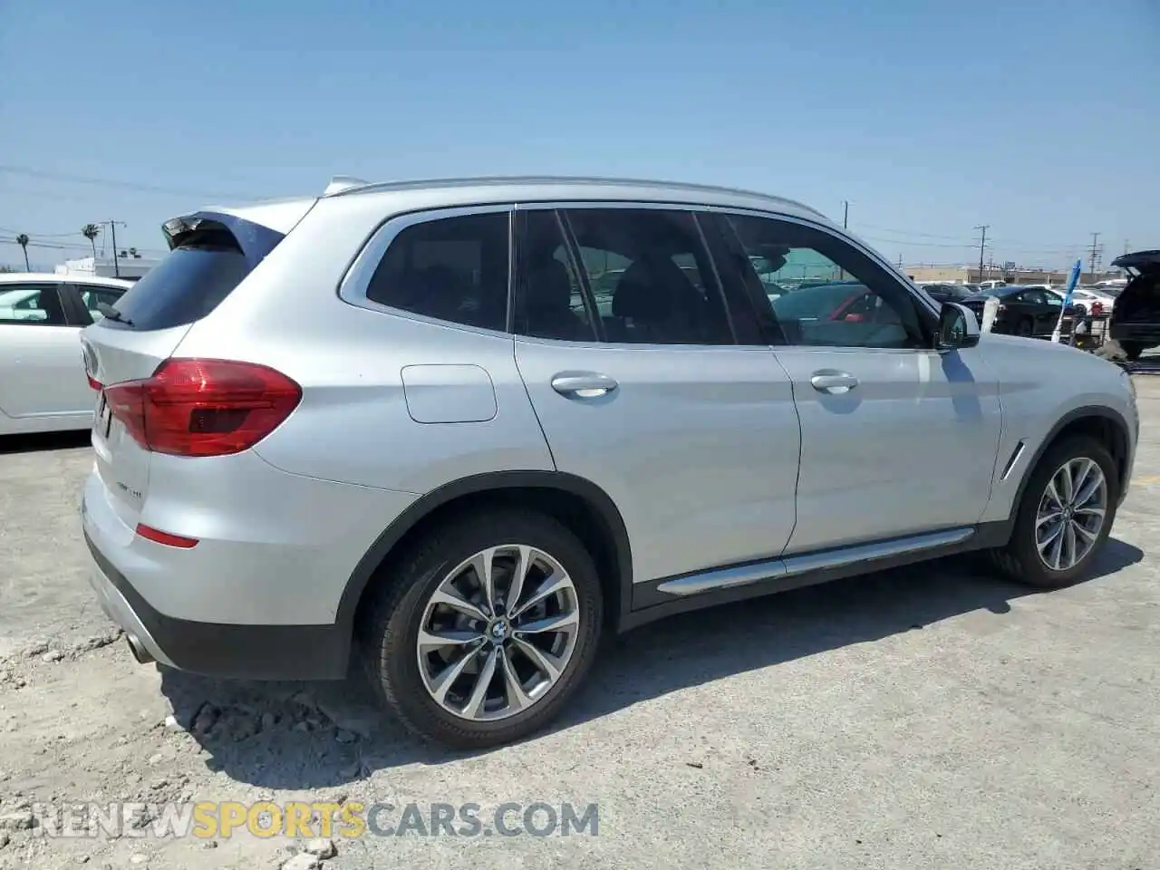 3 Photograph of a damaged car 5UXTR7C53KLR50789 BMW X3 2019