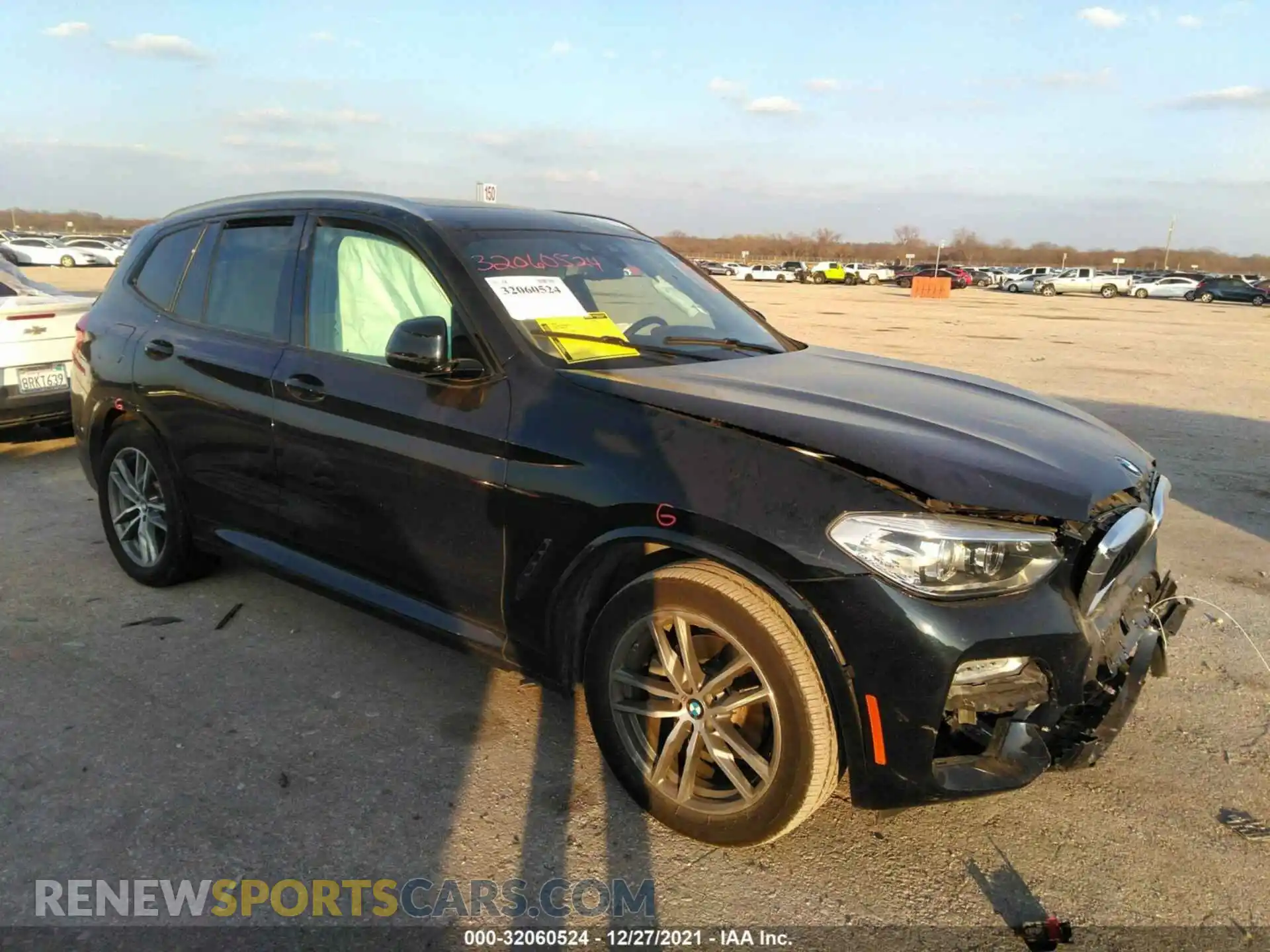 1 Photograph of a damaged car 5UXTR7C54KLE93915 BMW X3 2019