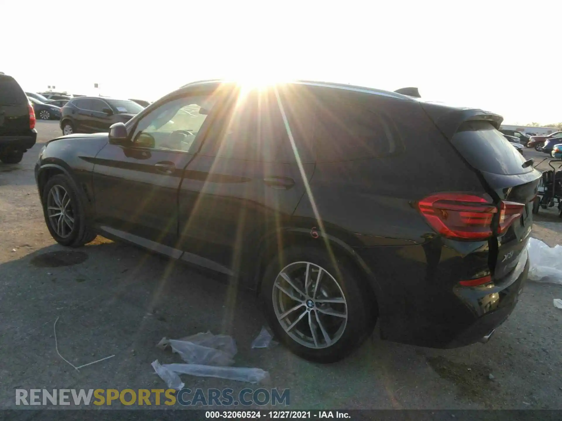 3 Photograph of a damaged car 5UXTR7C54KLE93915 BMW X3 2019