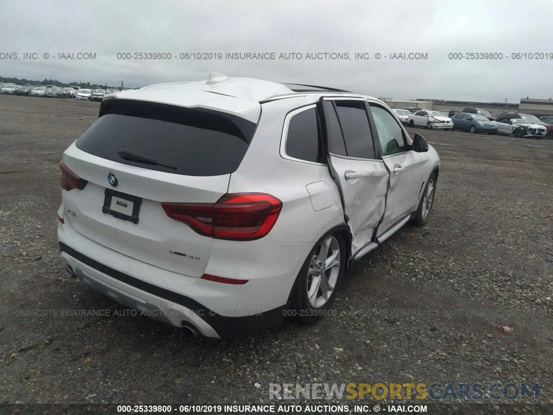 4 Photograph of a damaged car 5UXTR7C54KLE98502 BMW X3 2019