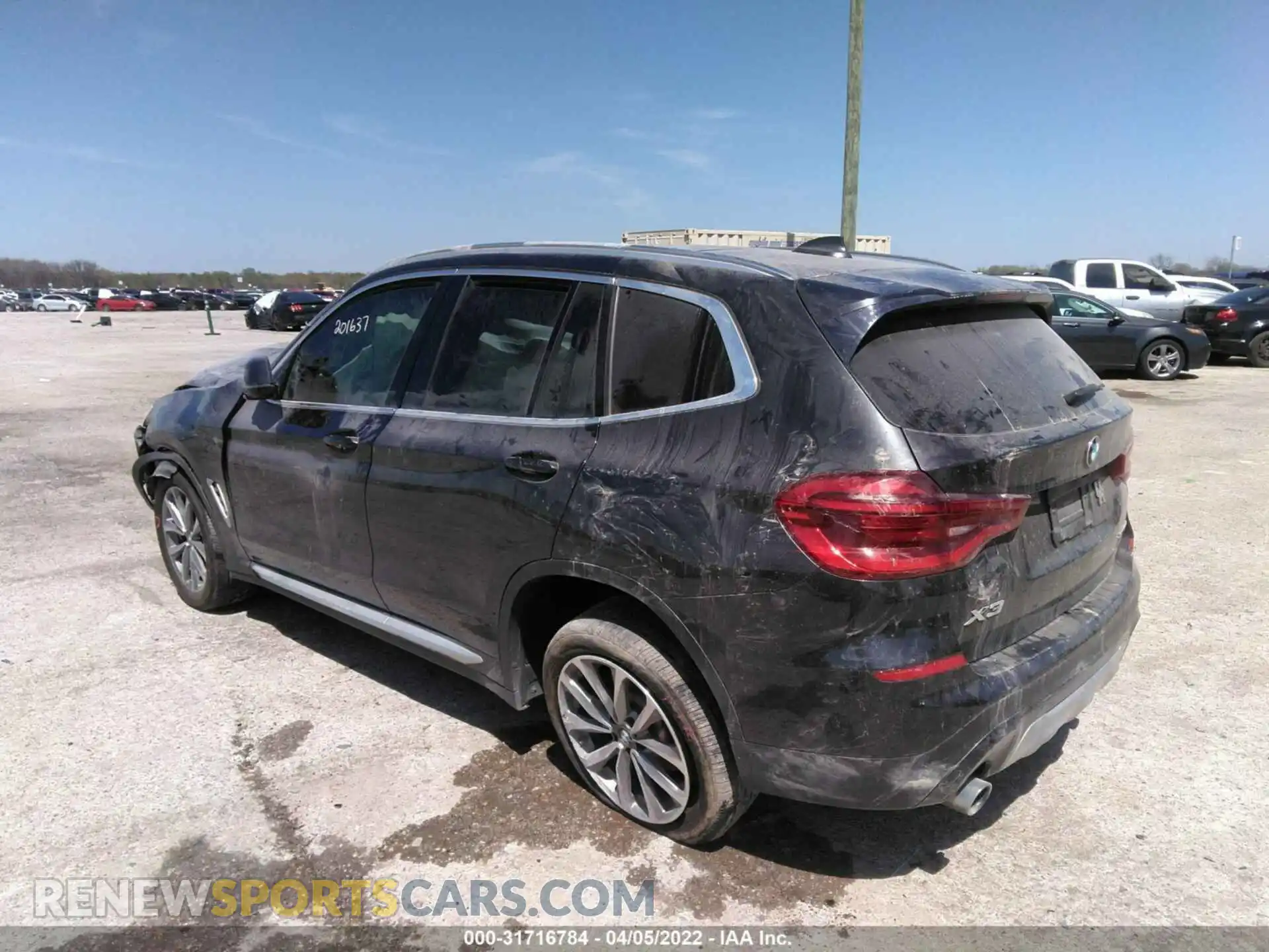 3 Photograph of a damaged car 5UXTR7C54KLF25133 BMW X3 2019