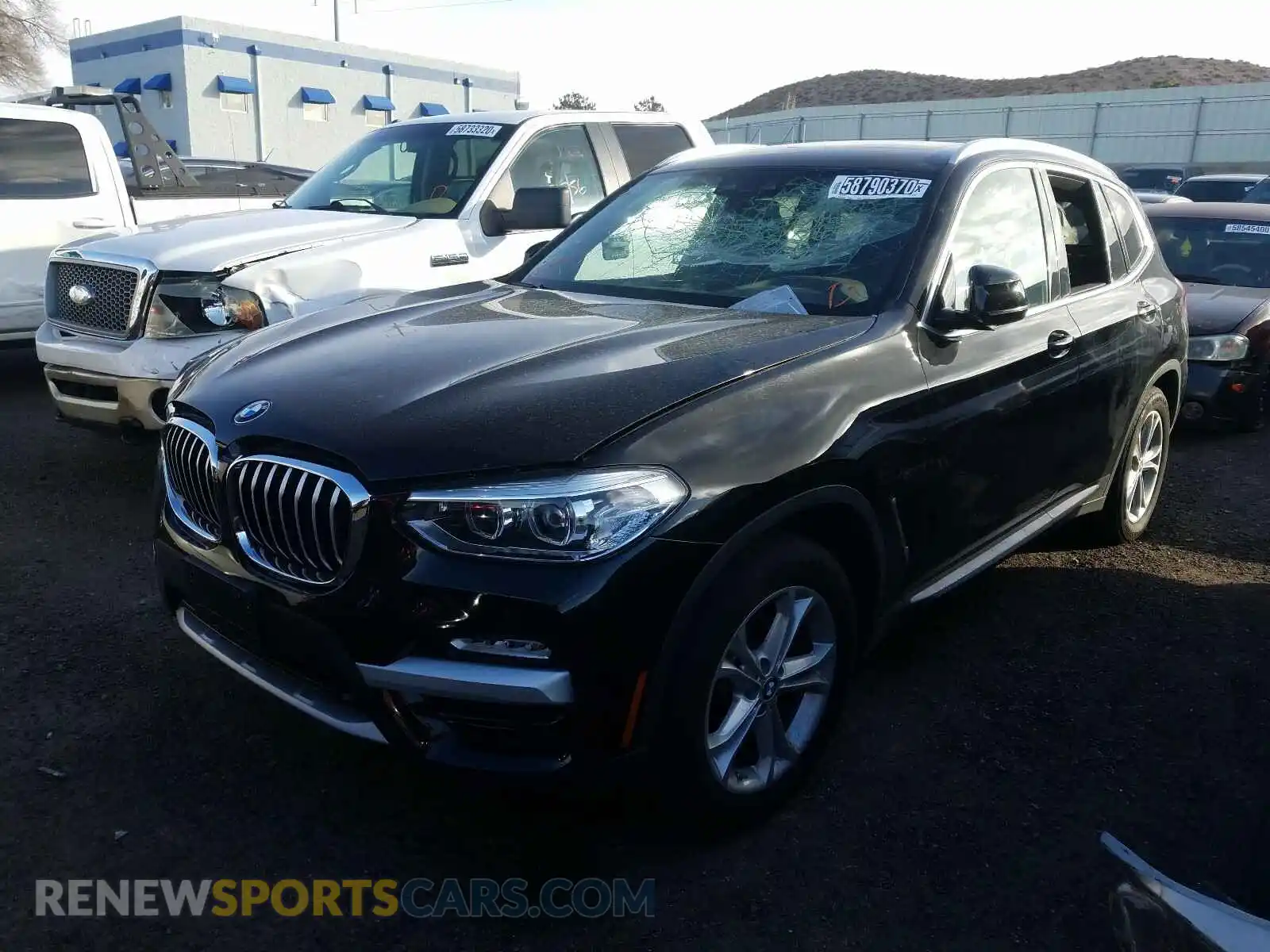 2 Photograph of a damaged car 5UXTR7C54KLR39512 BMW X3 2019