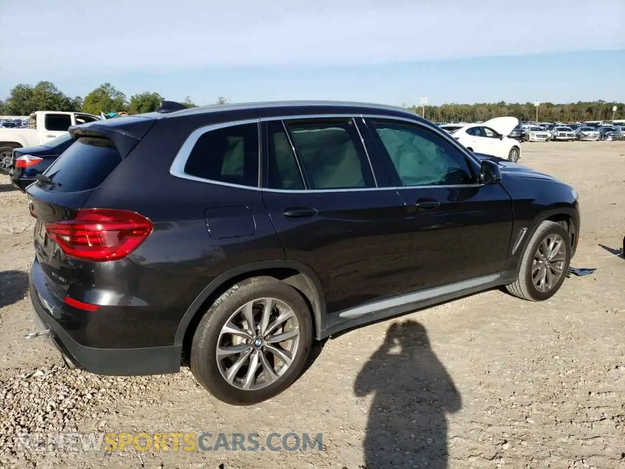 3 Photograph of a damaged car 5UXTR7C54KLR51711 BMW X3 2019