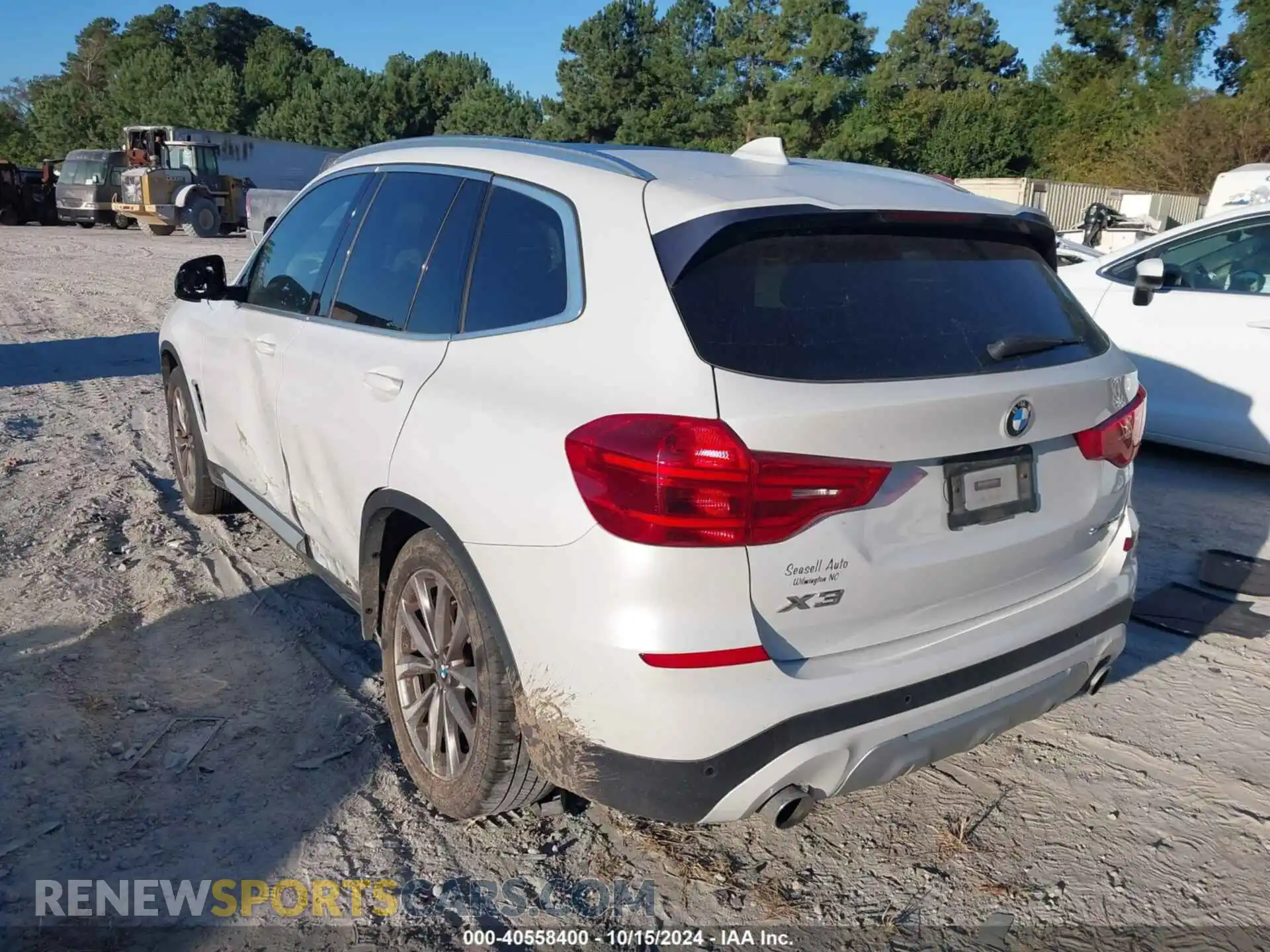 3 Photograph of a damaged car 5UXTR7C54KLR52440 BMW X3 2019