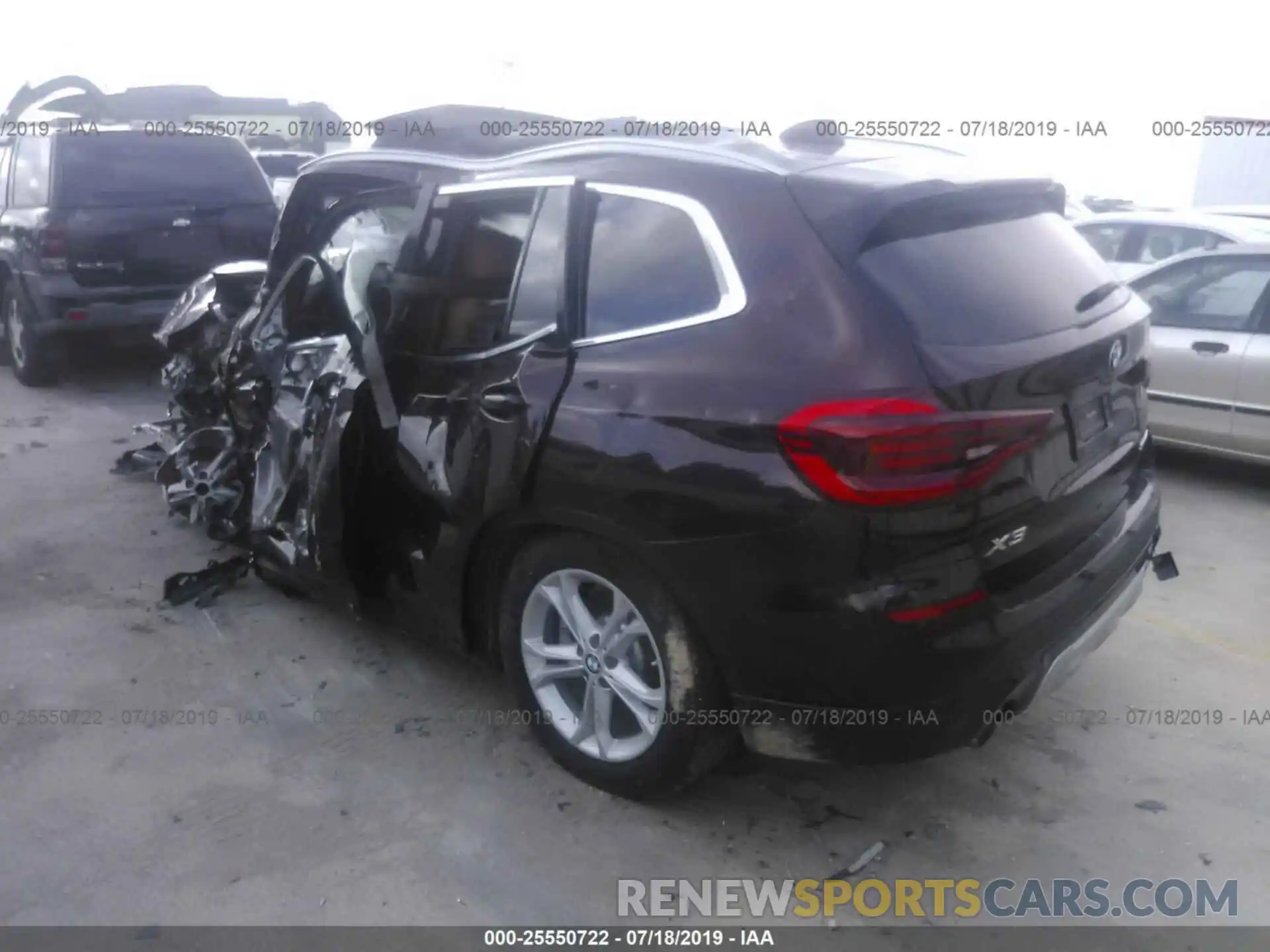 3 Photograph of a damaged car 5UXTR7C55KLE88402 BMW X3 2019