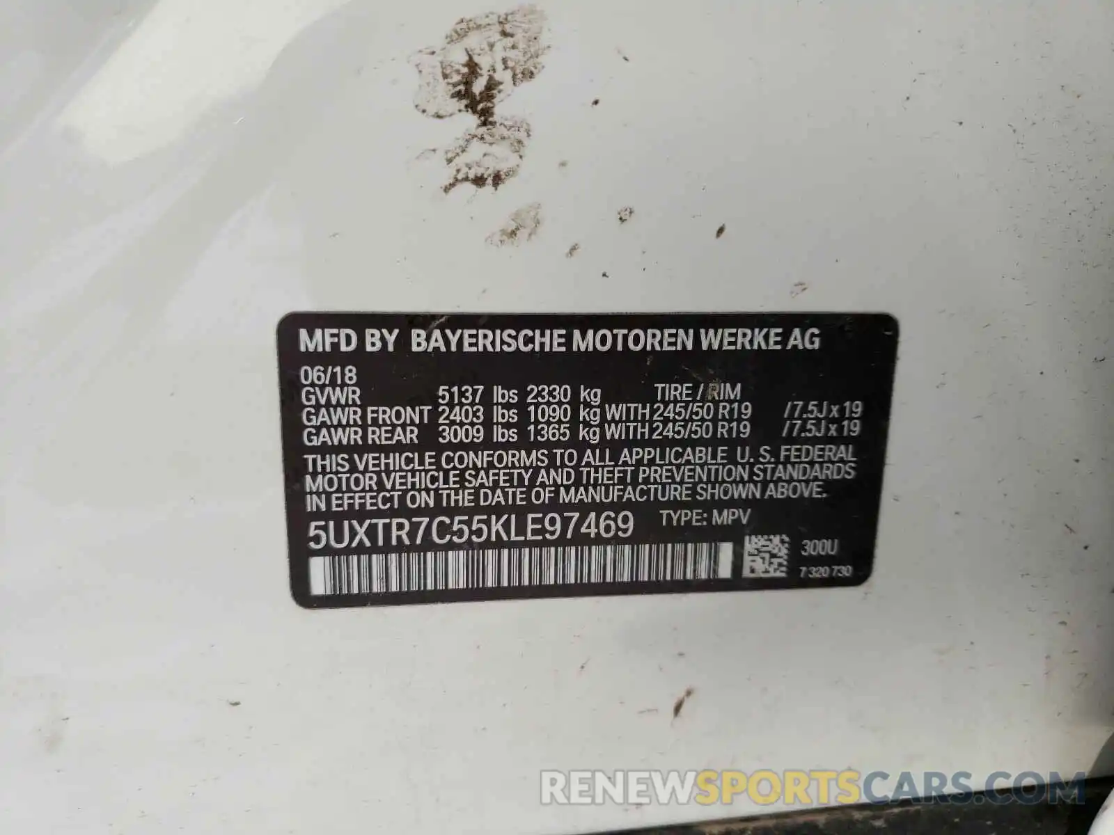 10 Photograph of a damaged car 5UXTR7C55KLE97469 BMW X3 2019