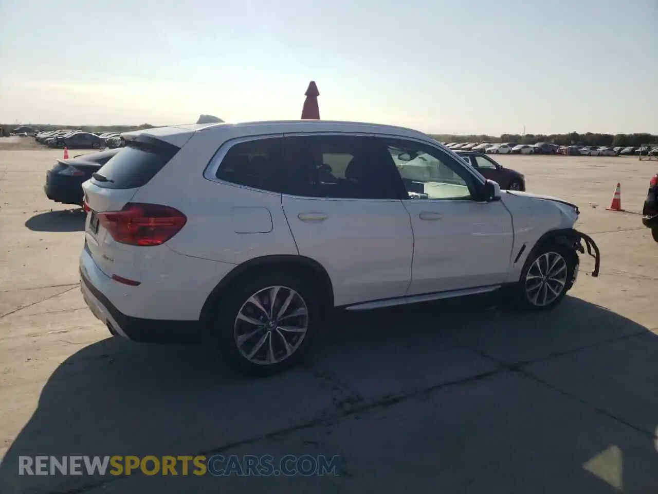 3 Photograph of a damaged car 5UXTR7C55KLF30342 BMW X3 2019
