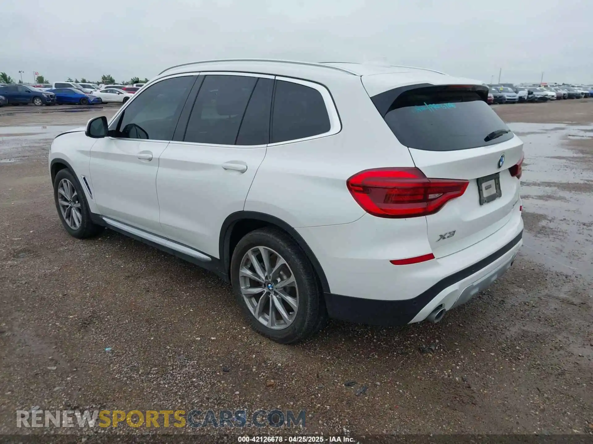 3 Photograph of a damaged car 5UXTR7C55KLR47585 BMW X3 2019