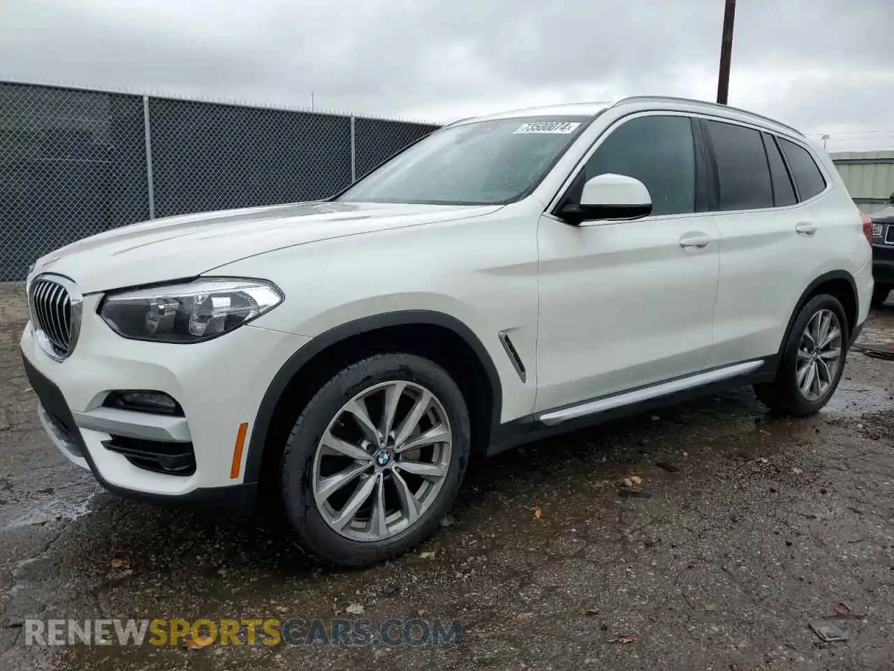 1 Фотография поврежденного автомобиля 5UXTR7C56KLE98503 BMW X3 2019