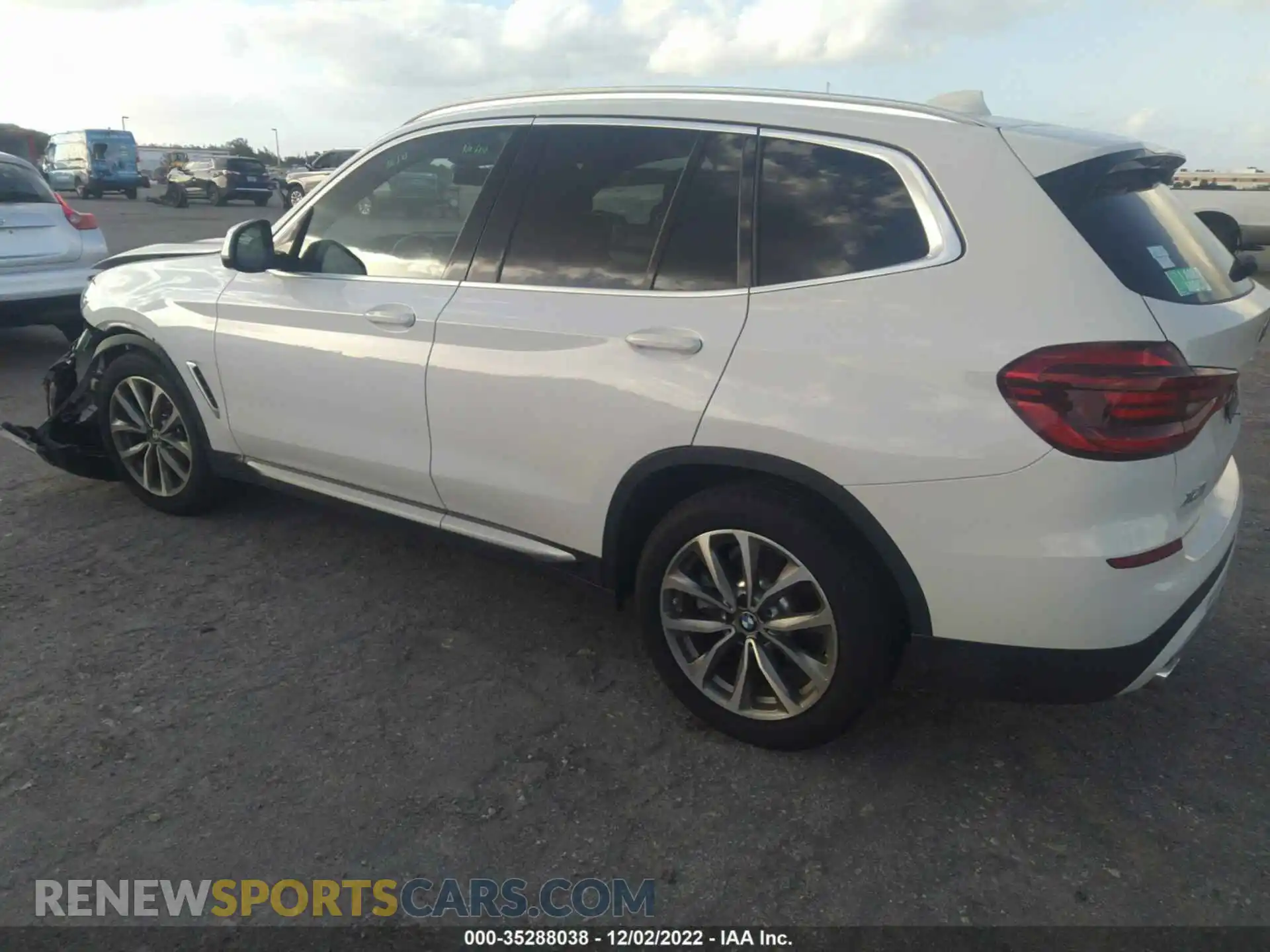 3 Photograph of a damaged car 5UXTR7C56KLR46171 BMW X3 2019