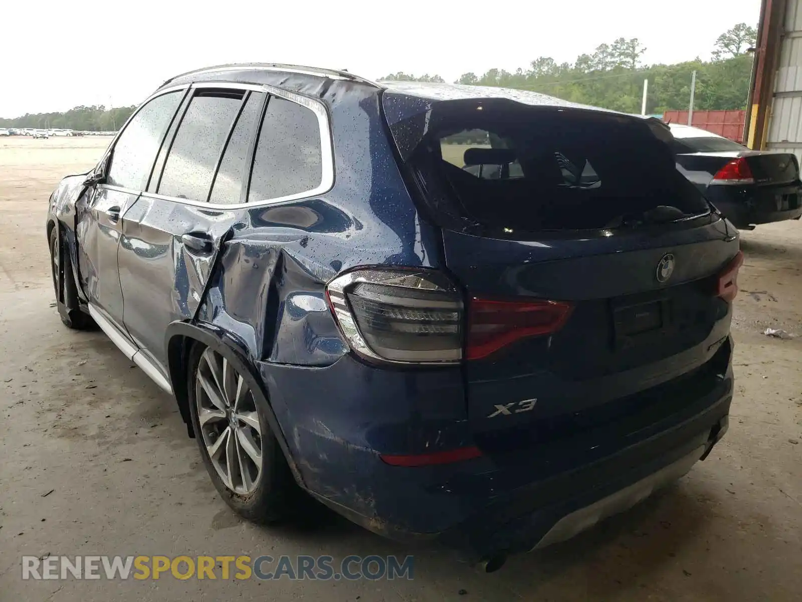 3 Photograph of a damaged car 5UXTR7C56KLR48891 BMW X3 2019