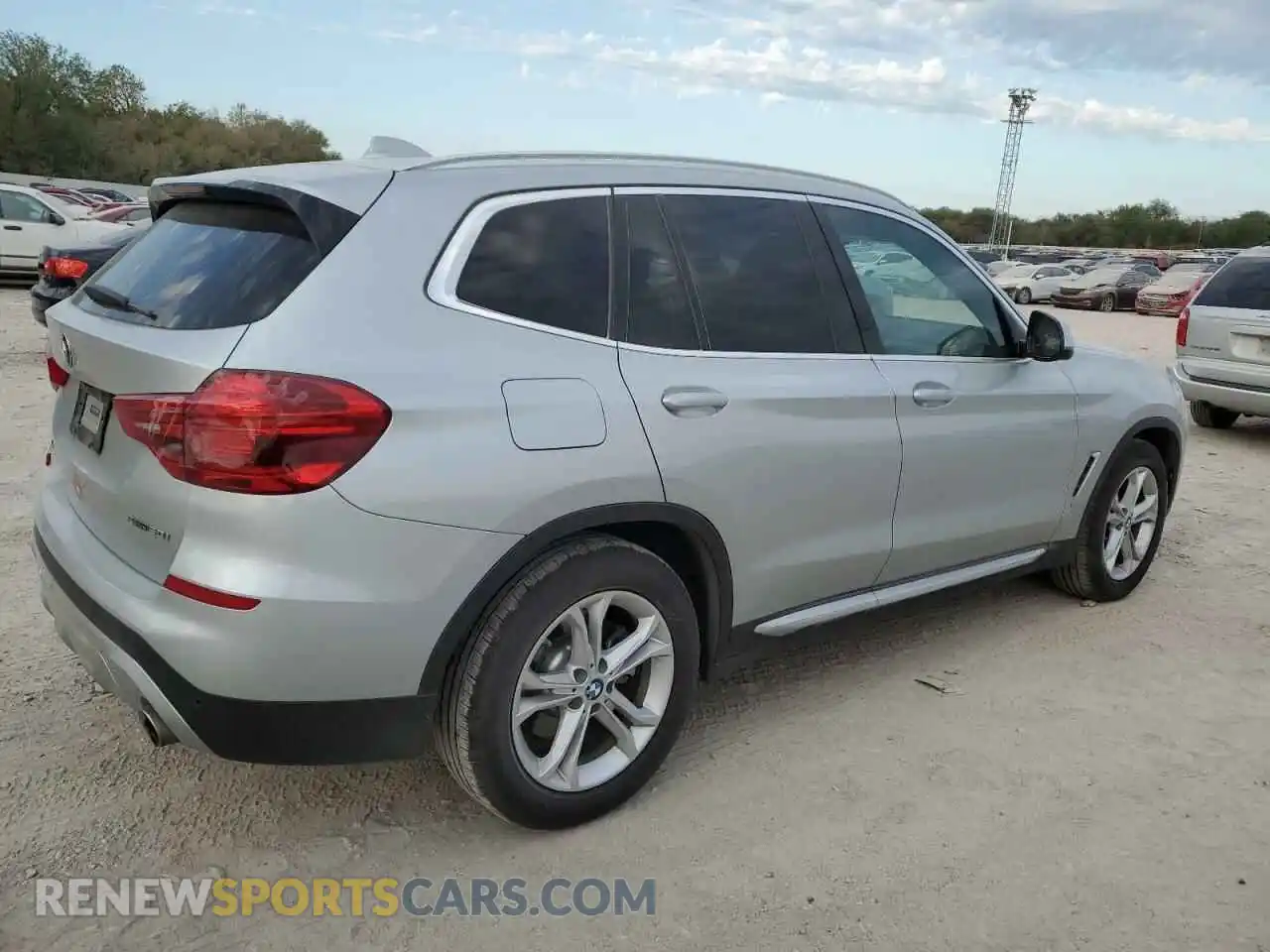 3 fotografías del automóvil dañado 5UXTR7C57KLE94850 BMW X3 2019
