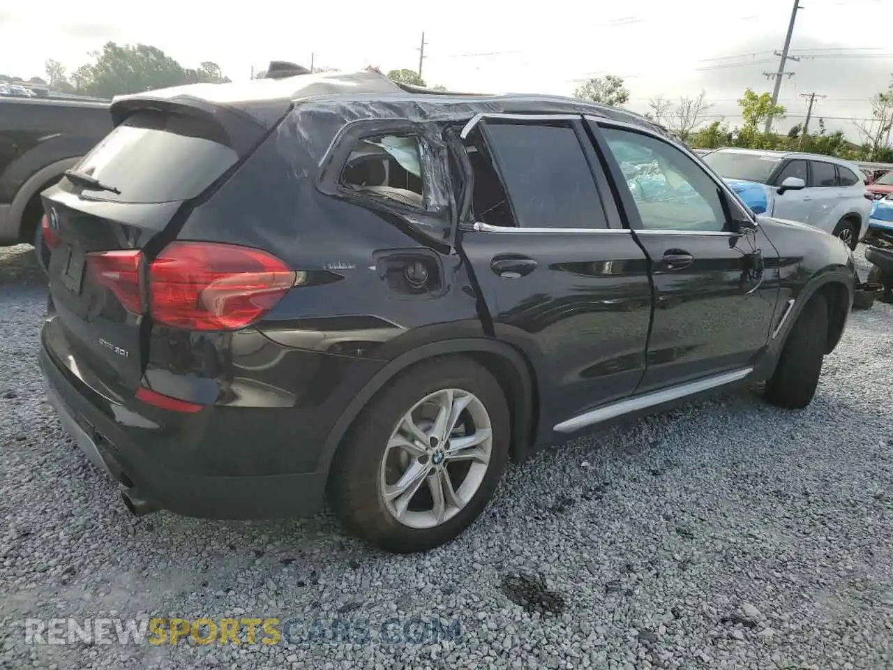 3 Photograph of a damaged car 5UXTR7C57KLF28768 BMW X3 2019