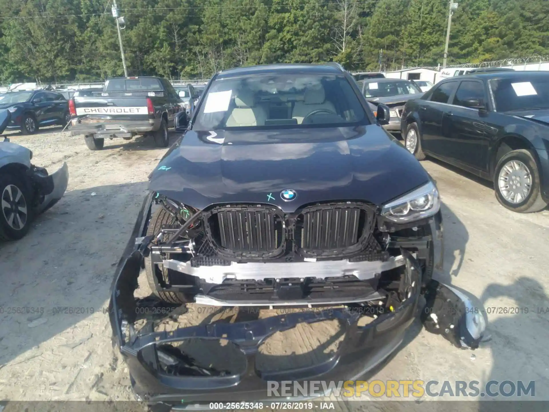 6 Photograph of a damaged car 5UXTR7C57KLF32318 BMW X3 2019