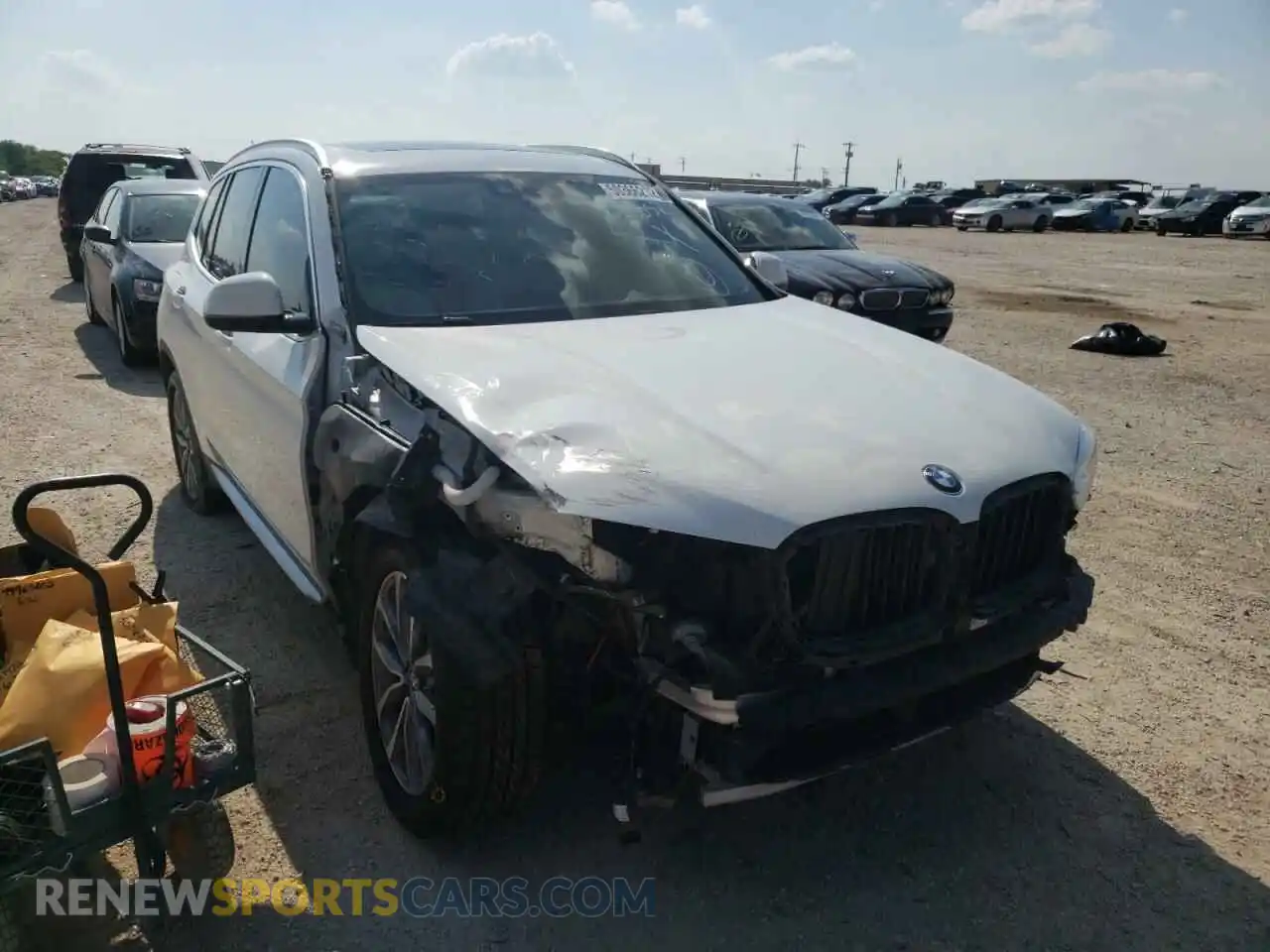 1 Photograph of a damaged car 5UXTR7C58KLE94002 BMW X3 2019