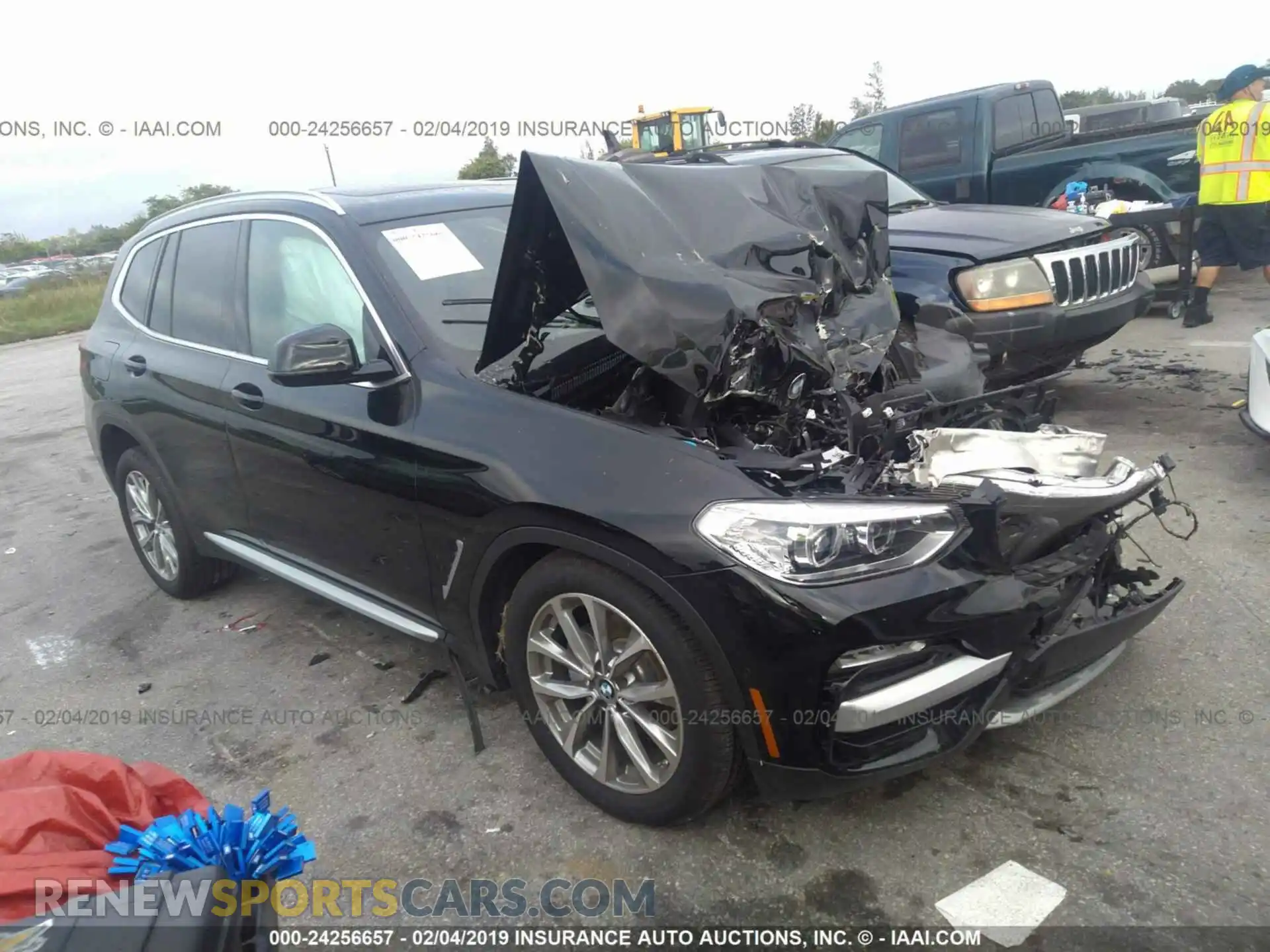 1 Photograph of a damaged car 5UXTR7C58KLE96235 BMW X3 2019