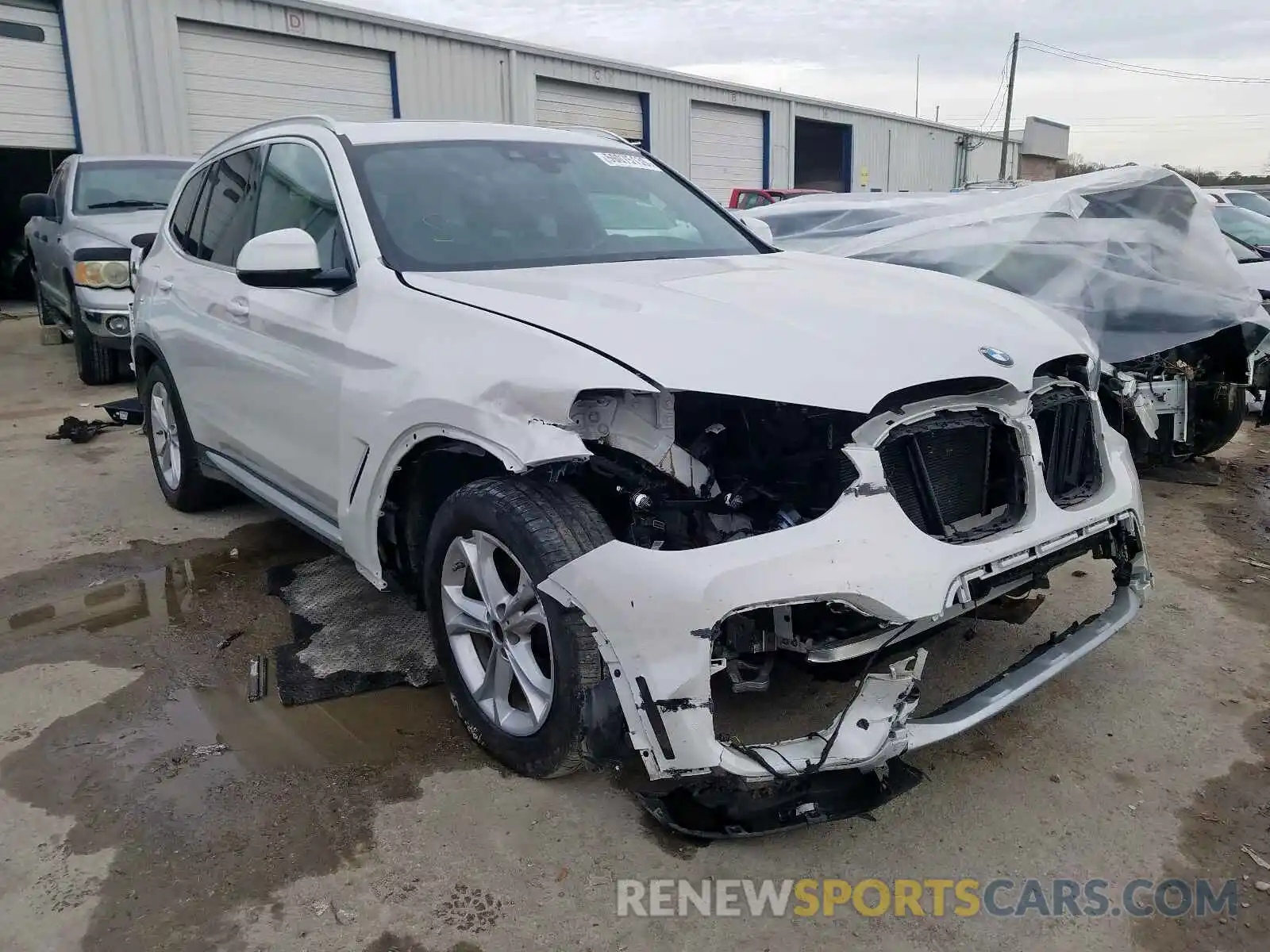 1 Фотография поврежденного автомобиля 5UXTR7C58KLE96381 BMW X3 2019