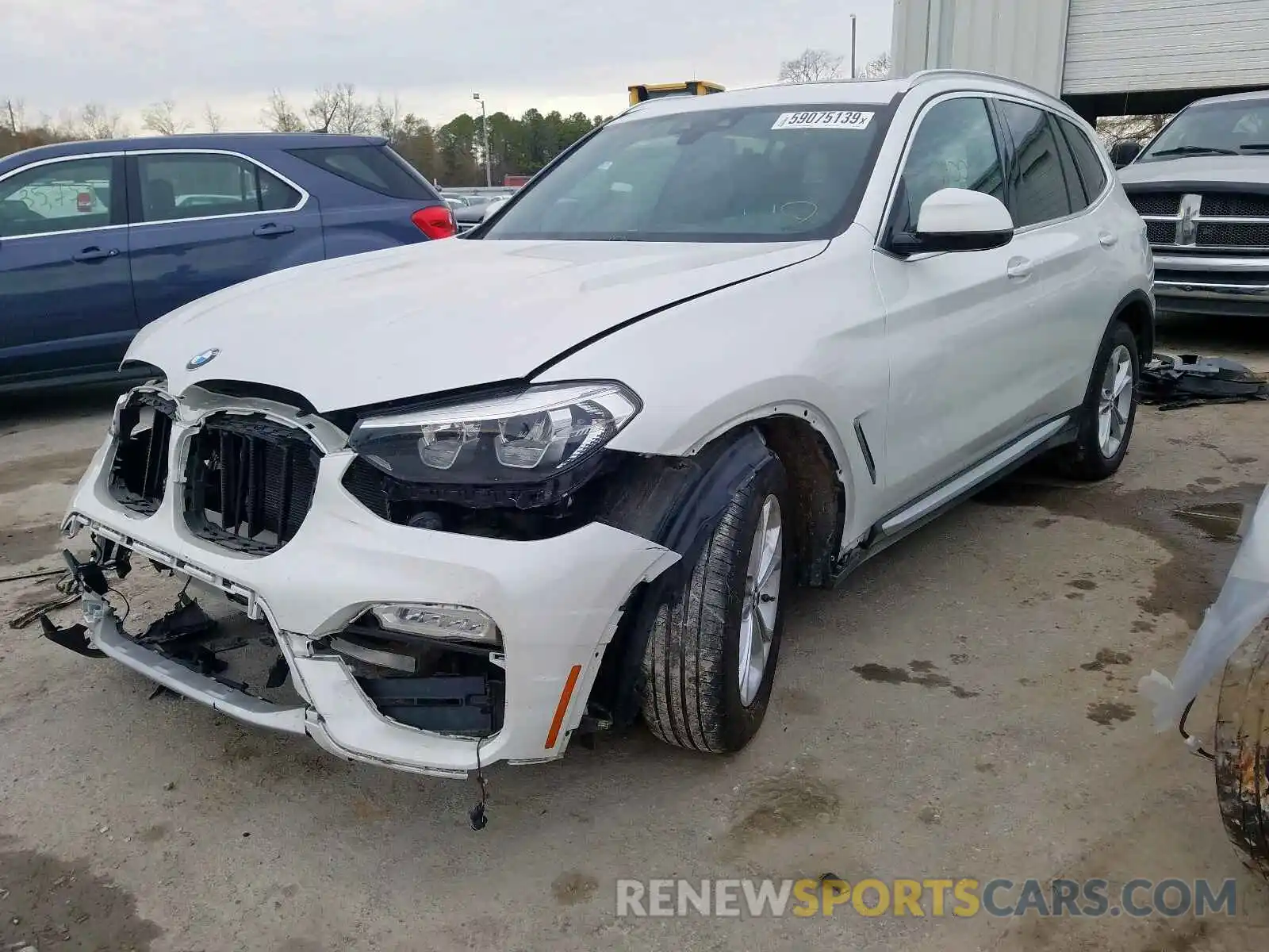 2 Фотография поврежденного автомобиля 5UXTR7C58KLE96381 BMW X3 2019