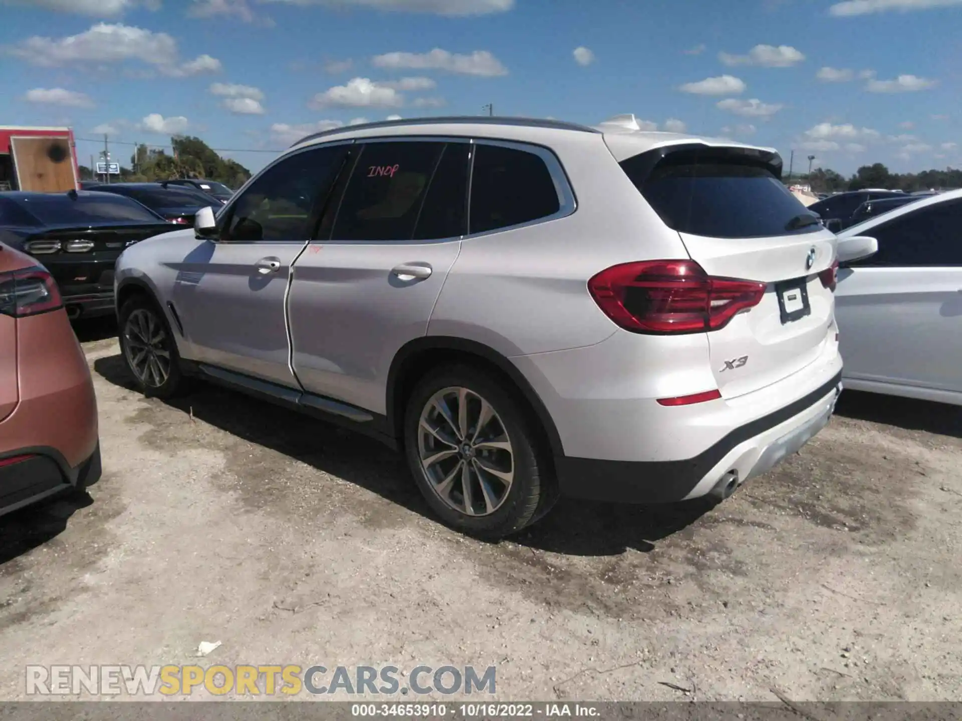 3 Photograph of a damaged car 5UXTR7C58KLE96543 BMW X3 2019