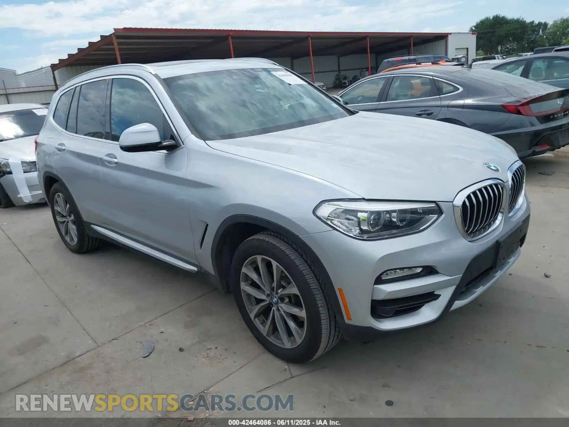 1 Photograph of a damaged car 5UXTR7C58KLF30870 BMW X3 2019