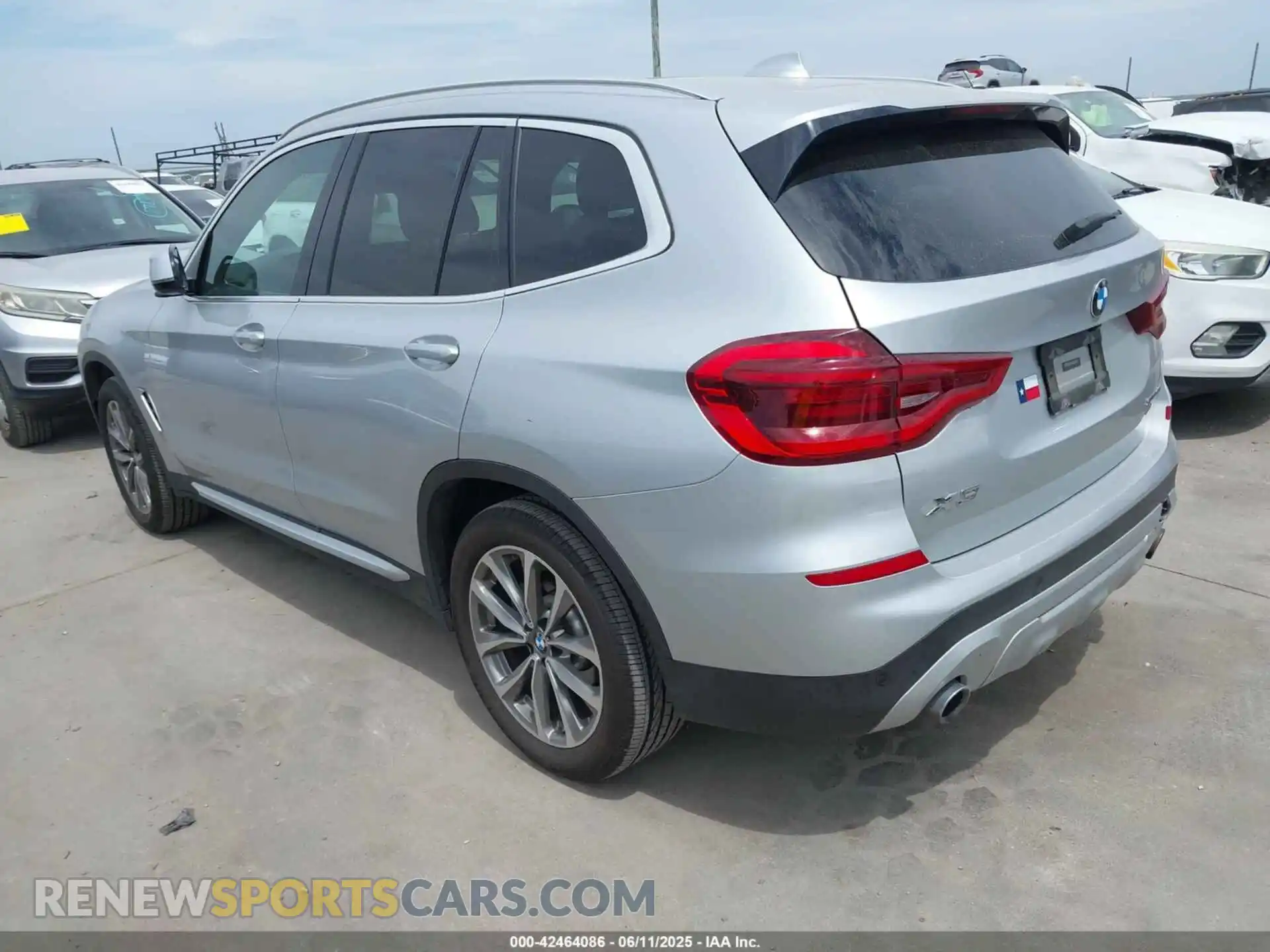 3 Photograph of a damaged car 5UXTR7C58KLF30870 BMW X3 2019