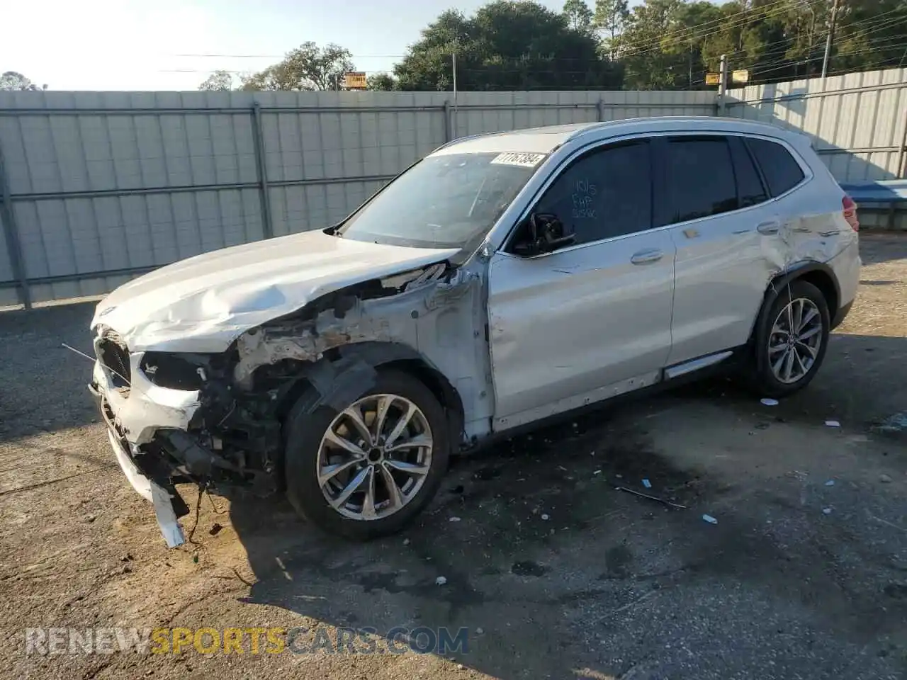 1 Photograph of a damaged car 5UXTR7C58KLR44907 BMW X3 2019
